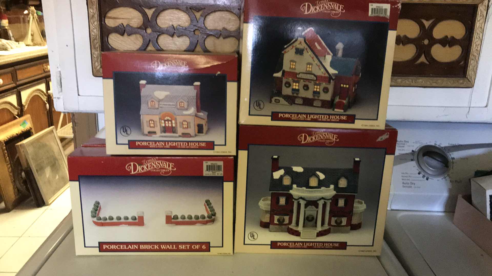 Photo 6 of LEMAX DICKENSVALE COLLECTABLES PORCELAIN LIGHTED HOUSES AND BRICK WALL
