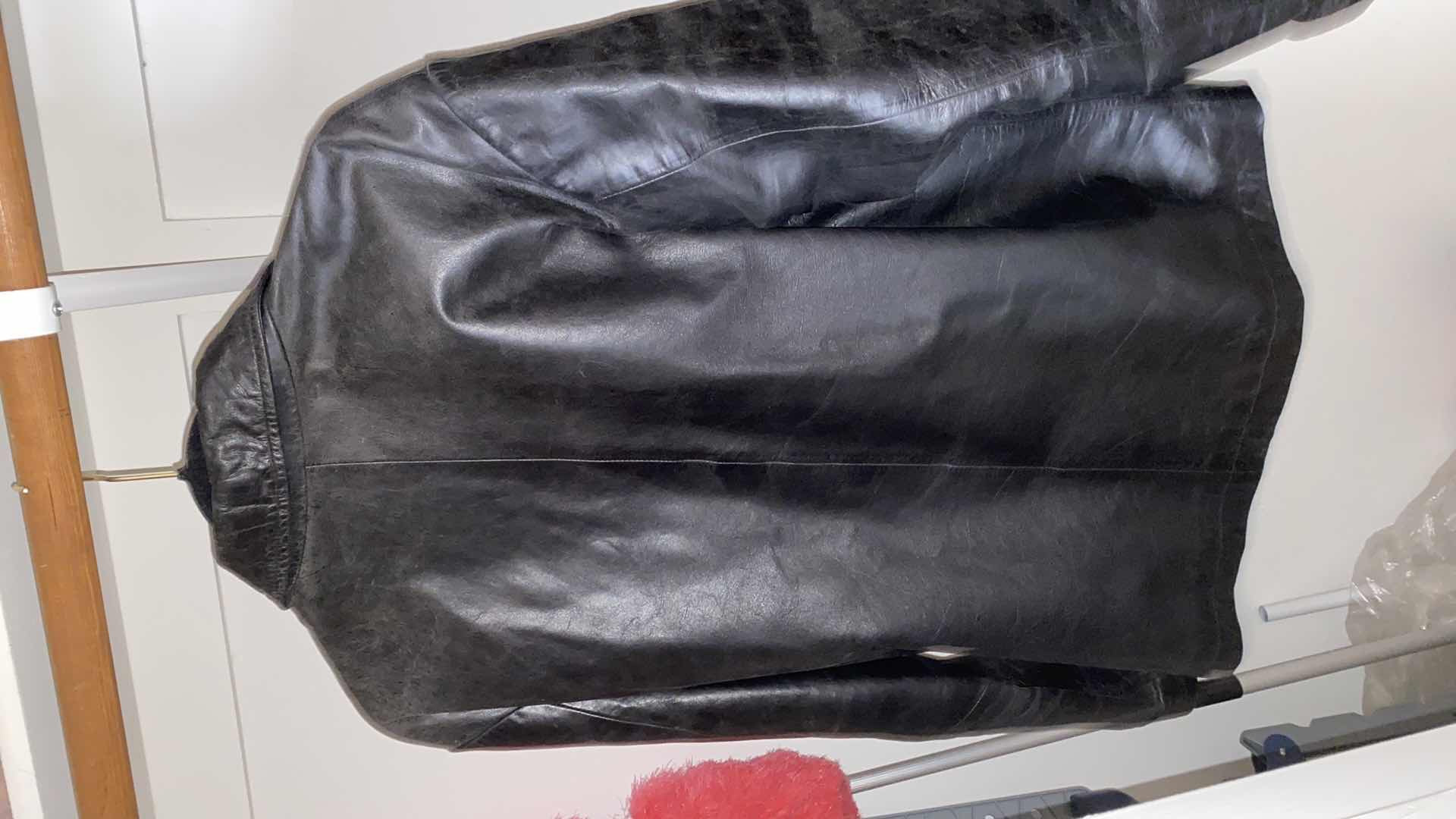 Photo 3 of MENS SIZE MEDIUM CALVIN KLEIN LEATHER JACKET AND FABRIC JACKET UNKNOWN BRAND