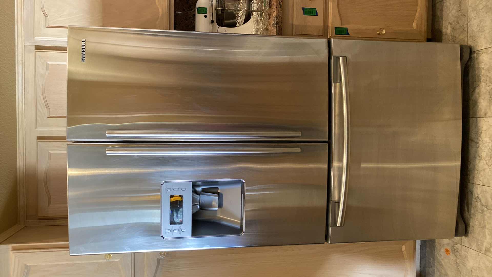 Photo 1 of SAMSUNG FRENCH DOOR REFRIGERATOR WITH SPACE SAVER ICE MAKER