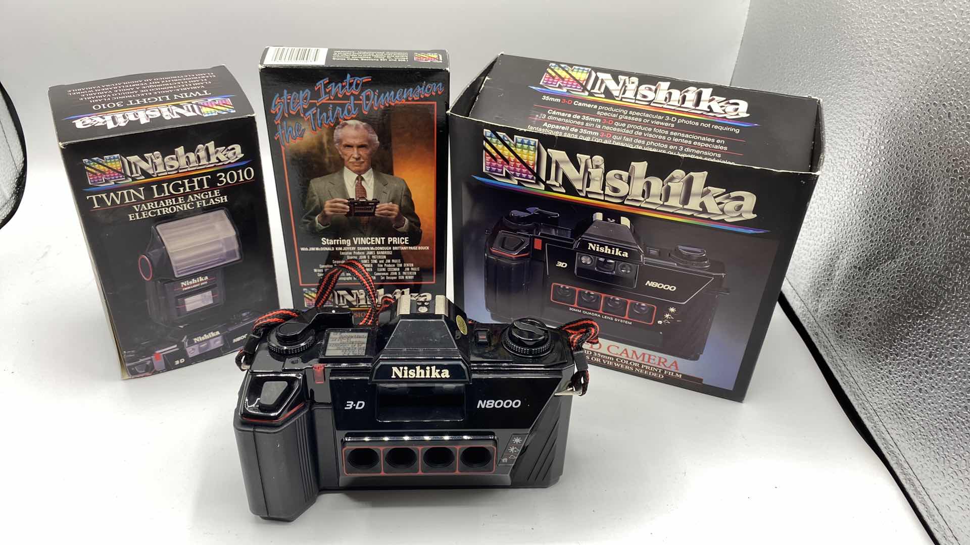 Photo 1 of NISHIKA 35MM 3-D CAMERA WITH LIGHT