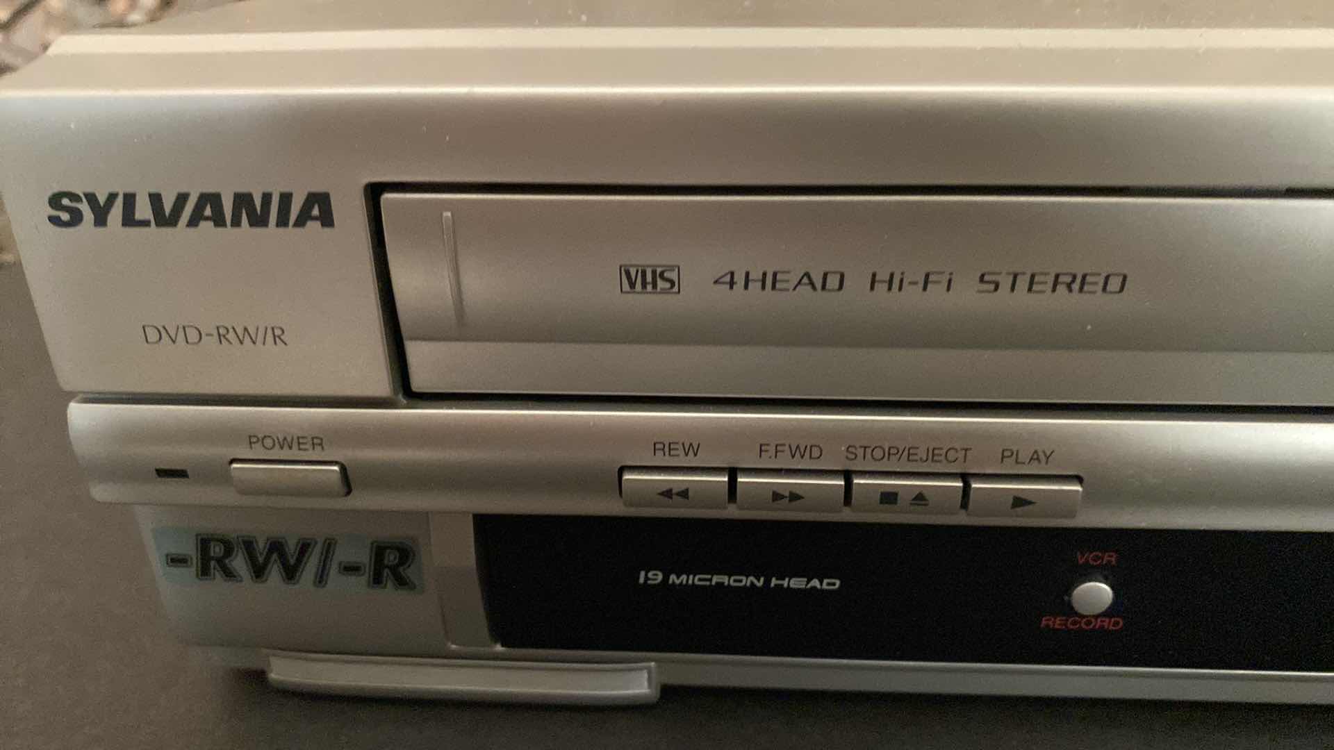 Photo 2 of SYLVANIA VHS PLAYER DVD RECORDER