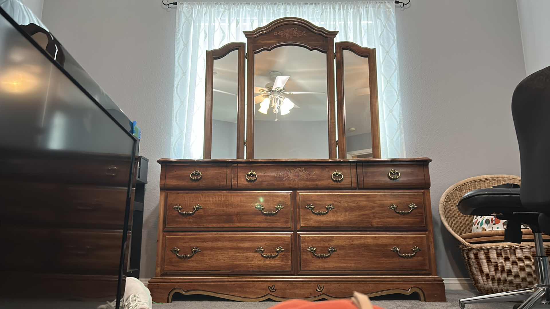 Photo 9 of LEA THE BEDROOM PEOPLE DRESSER  64” x 20” x H M32” AND MIRROR H45.5”