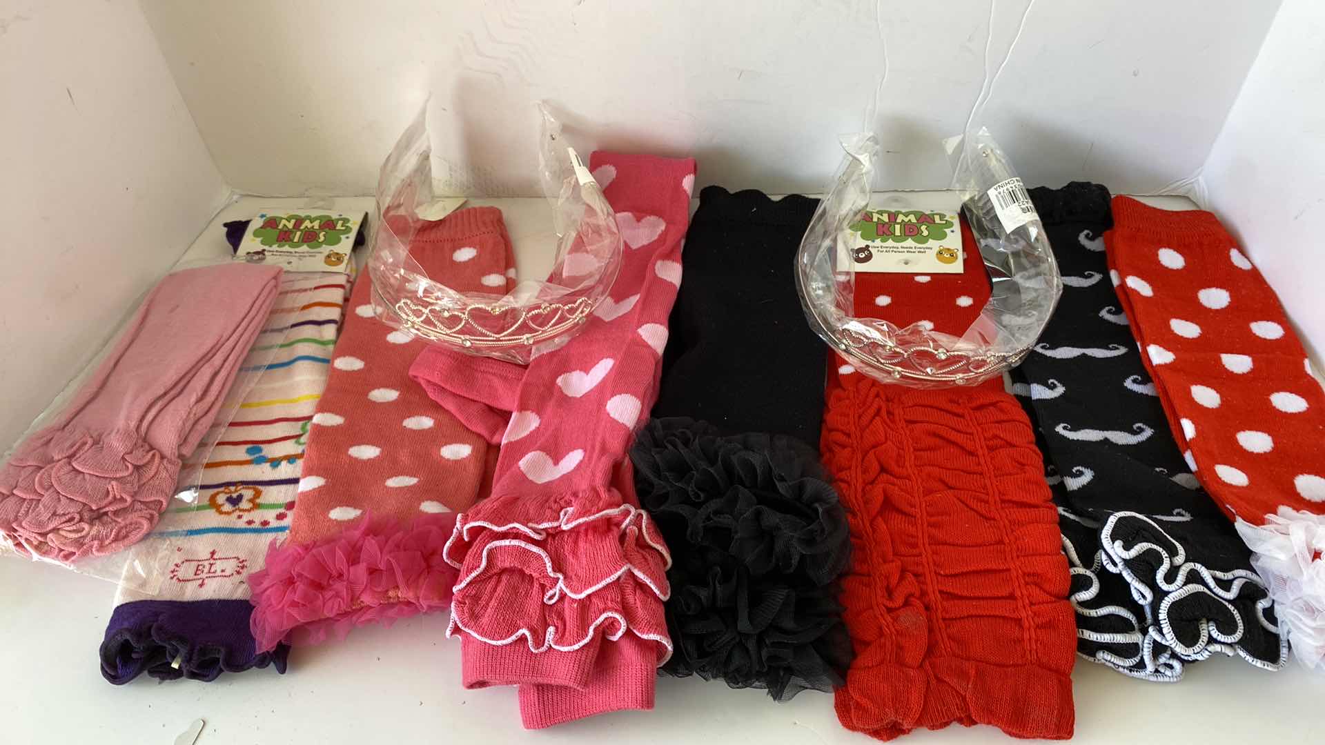 Photo 3 of GIRLS ACCESSORIES HEAD BANDS LEG WARMERS AND BARRETTES