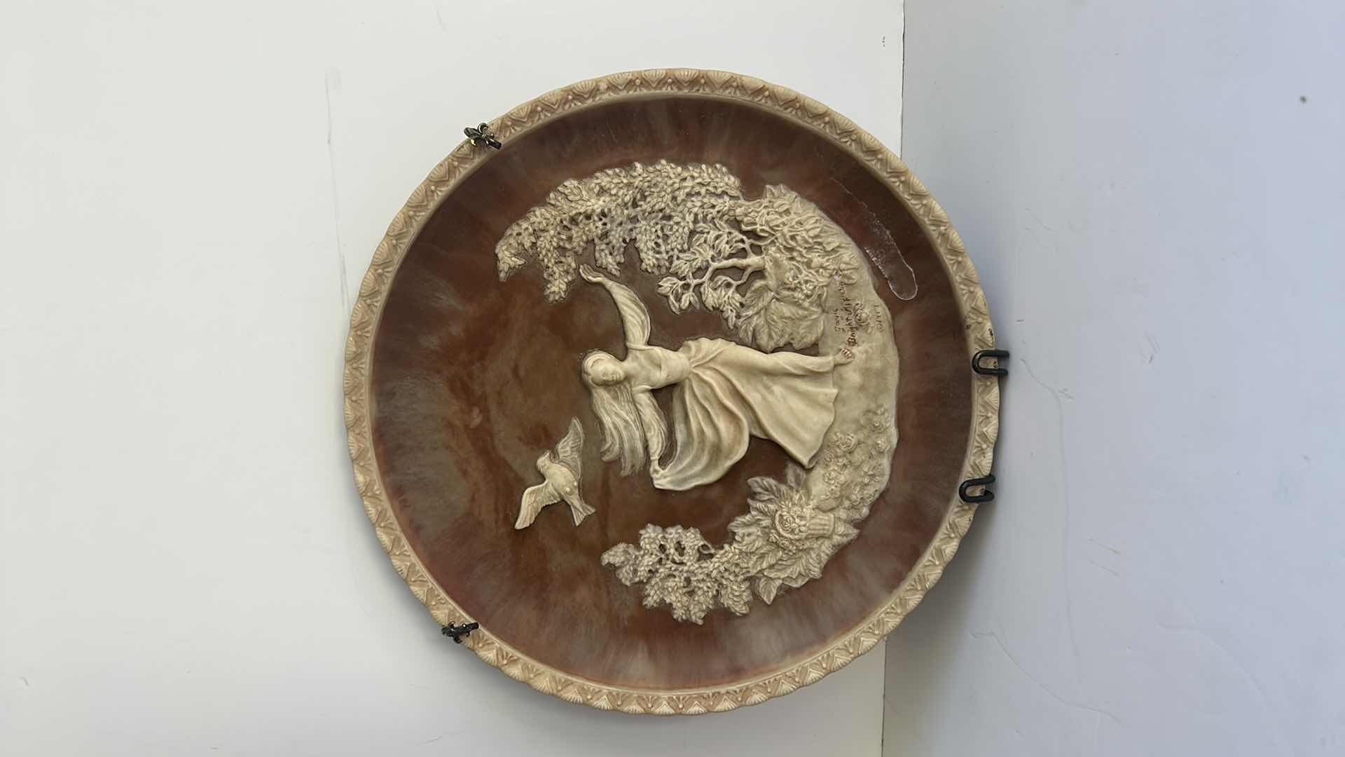 Photo 2 of COLLECTIBLE VINTAGE NUMBERED LIMITED EDITION CARVED INCOLAY STONE PLATE 10.5”