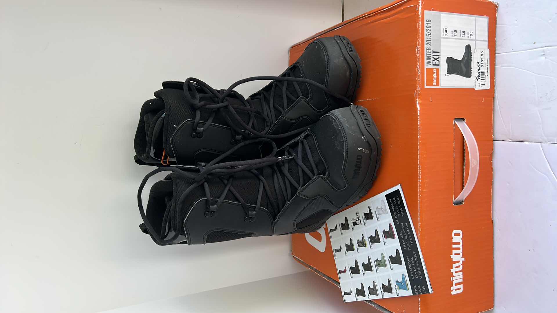 Photo 6 of THIRTY TWO EXIT WINTER BOOTS POWDER AND SUN SIZE 11 $139