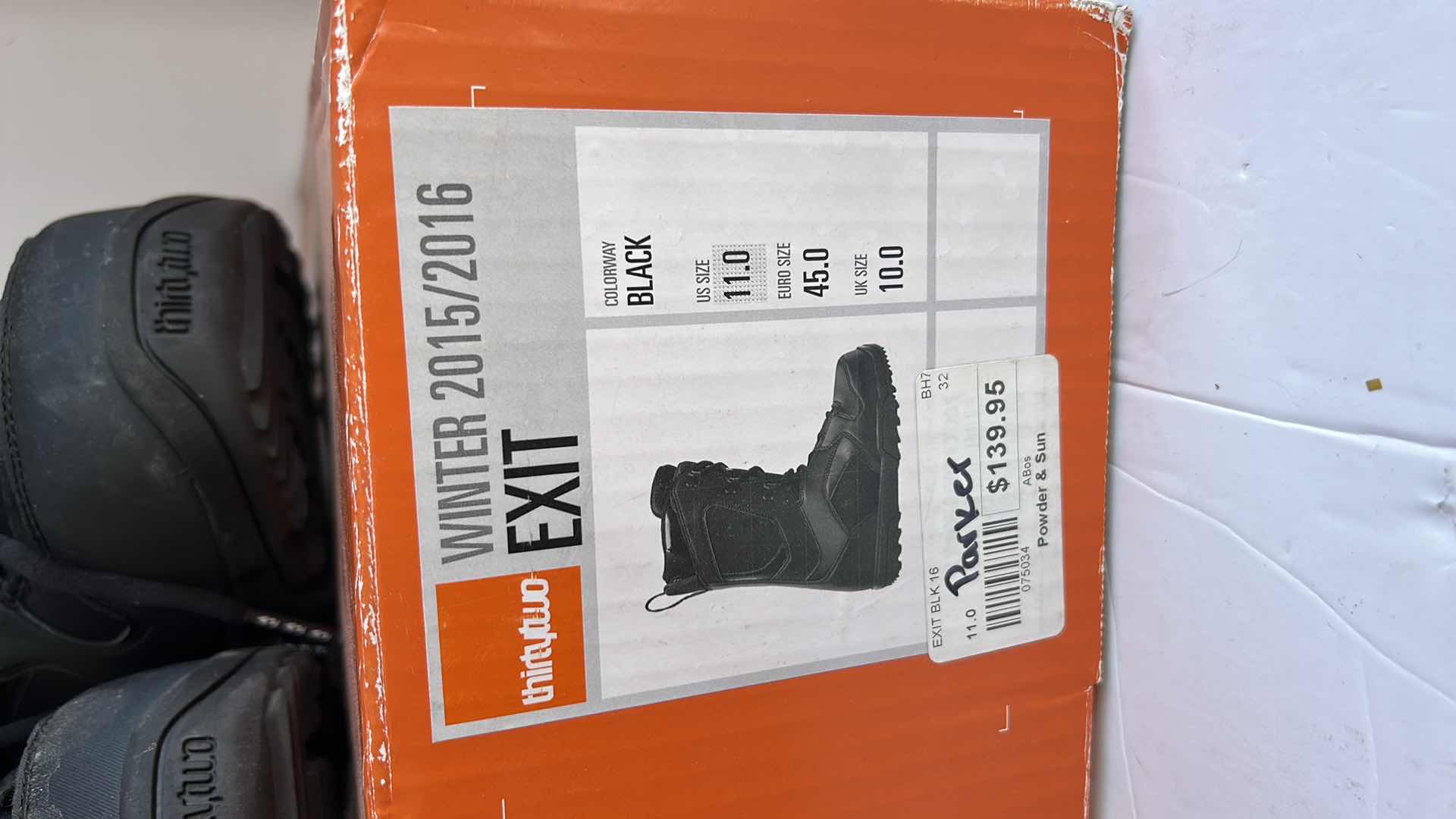 Photo 2 of THIRTY TWO EXIT WINTER BOOTS POWDER AND SUN SIZE 11 $139