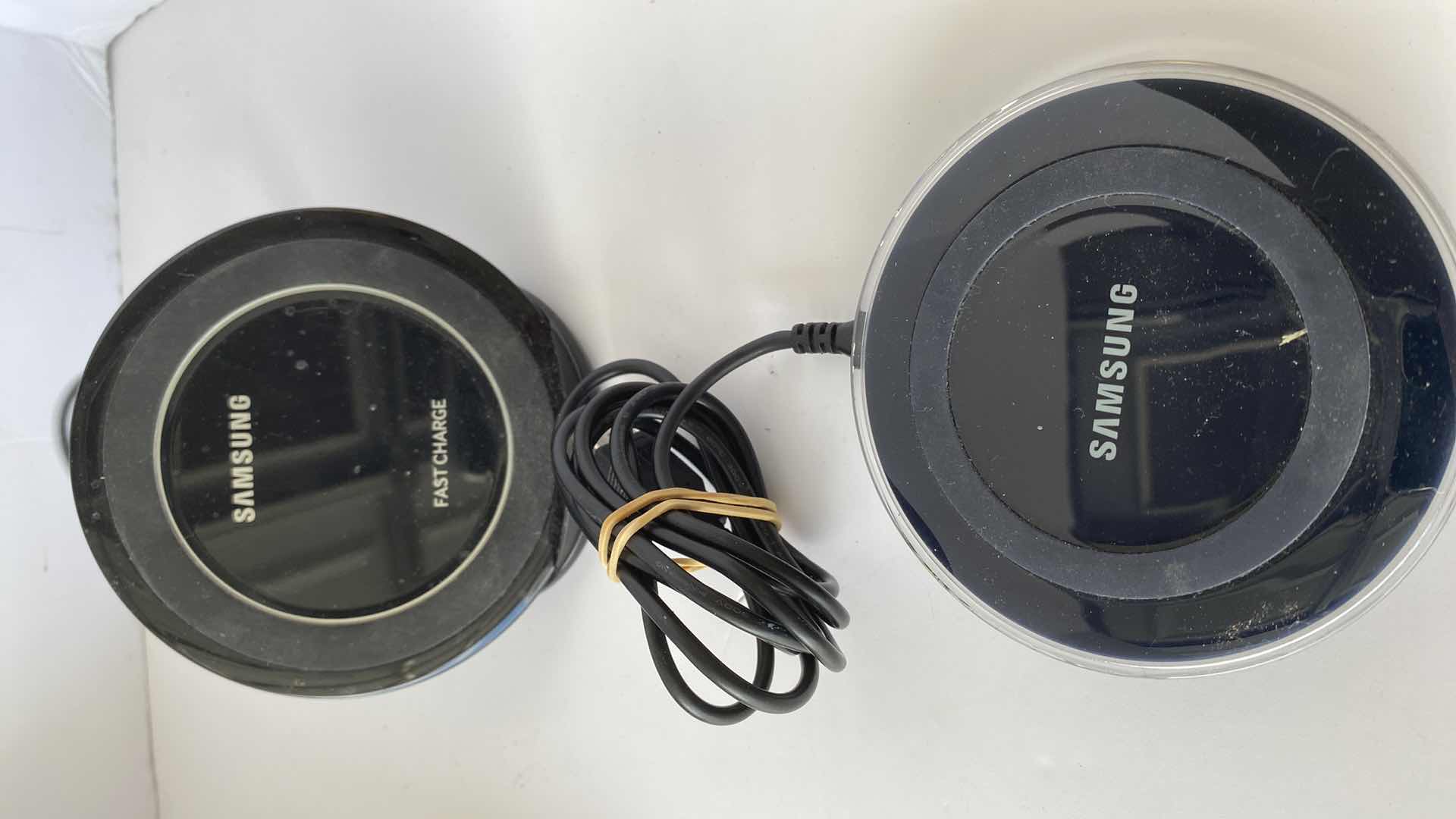 Photo 2 of SONY BLUE RAY SAMSUNG QUICK CHARGERS CLICK RADIO AND MORE