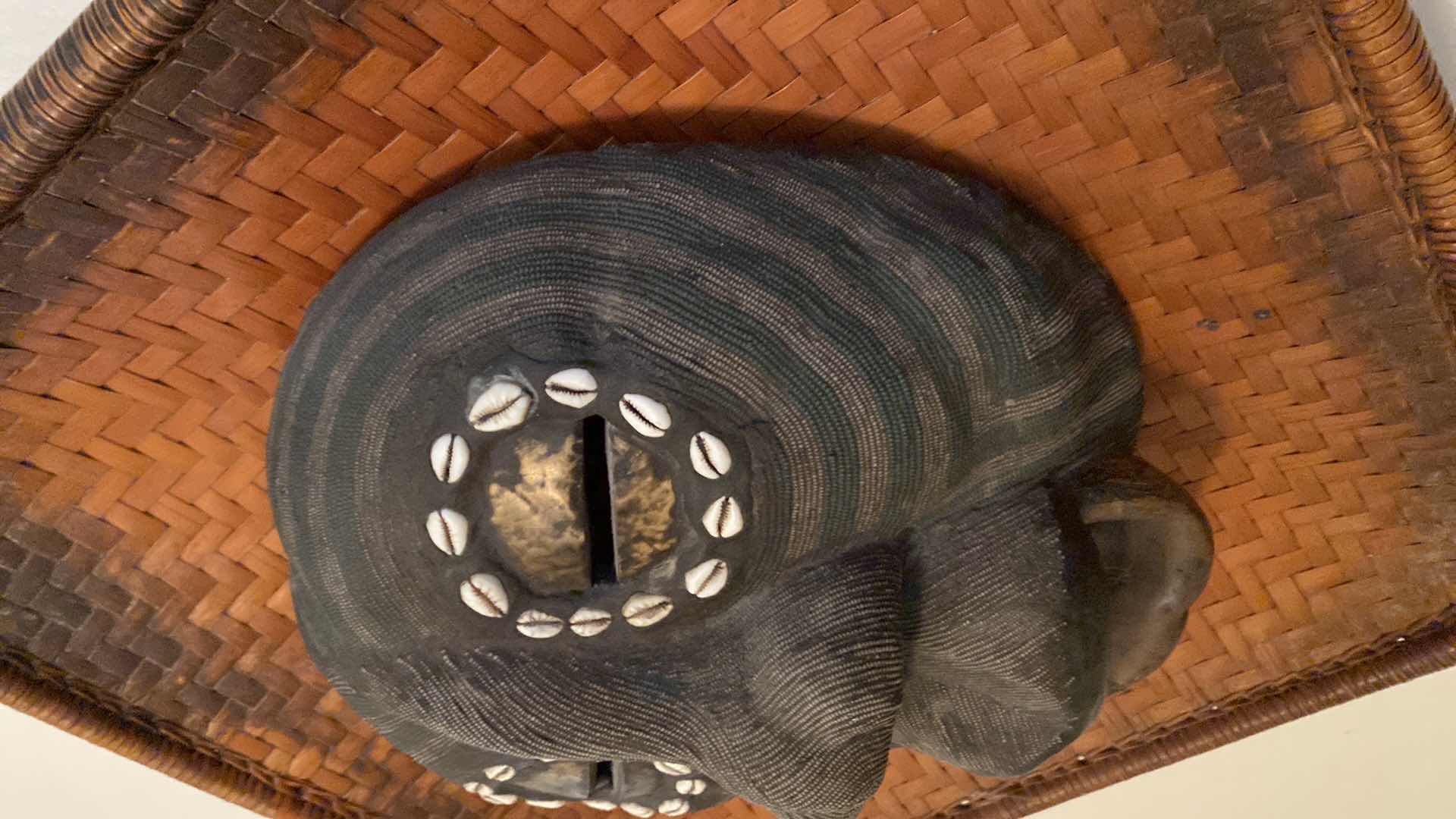 Photo 4 of VINTAGE AFRICAN TRIBAL MASK ON BASKET MASK MEASURES 13” X 14” 