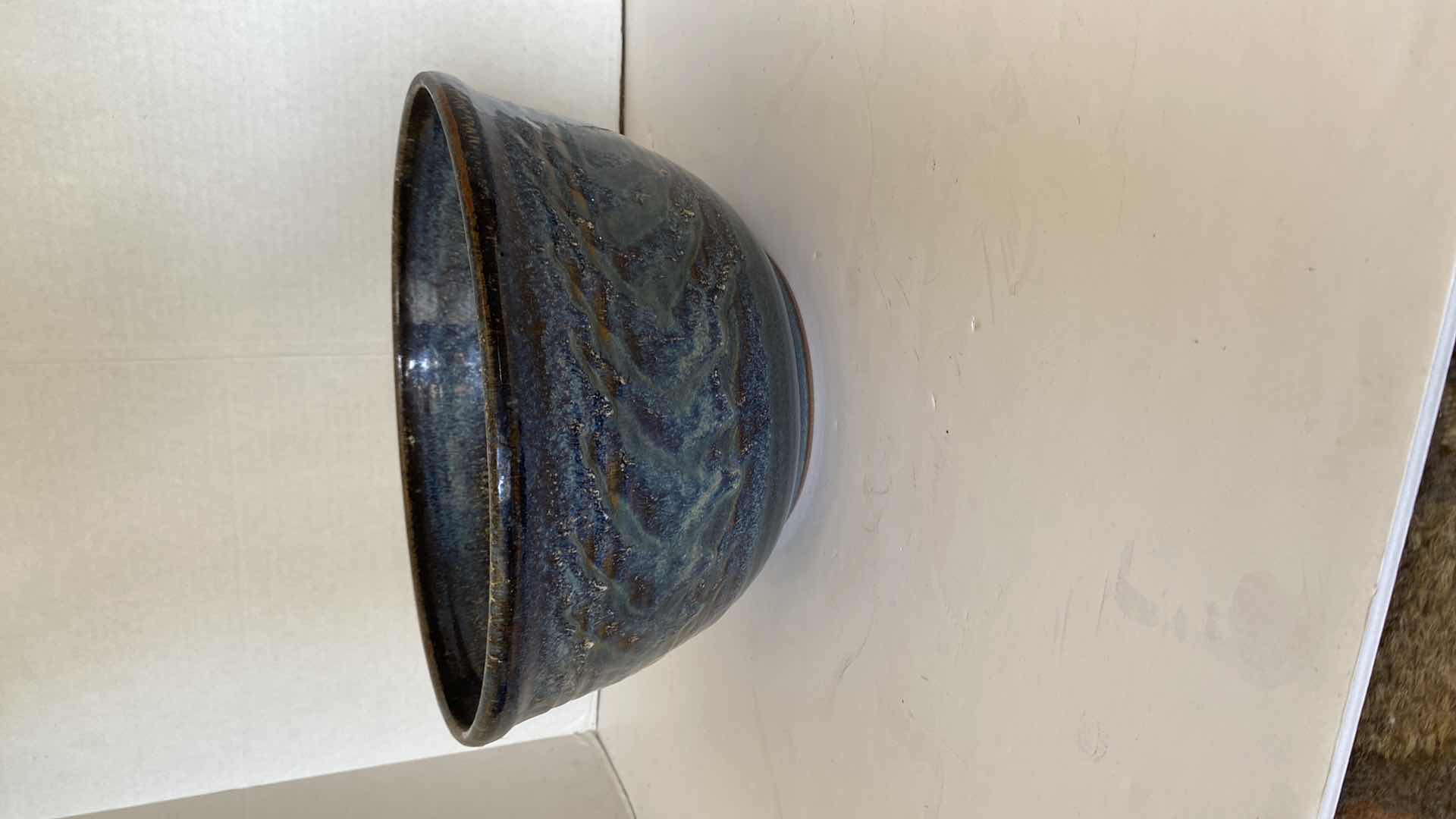 Photo 3 of VINTAGE 1998 POTTERY 12" X 6.5"