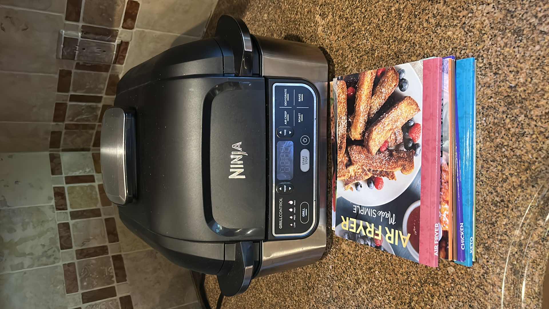 Photo 5 of NINJA  AIRFRYER AND COOKBOOKS