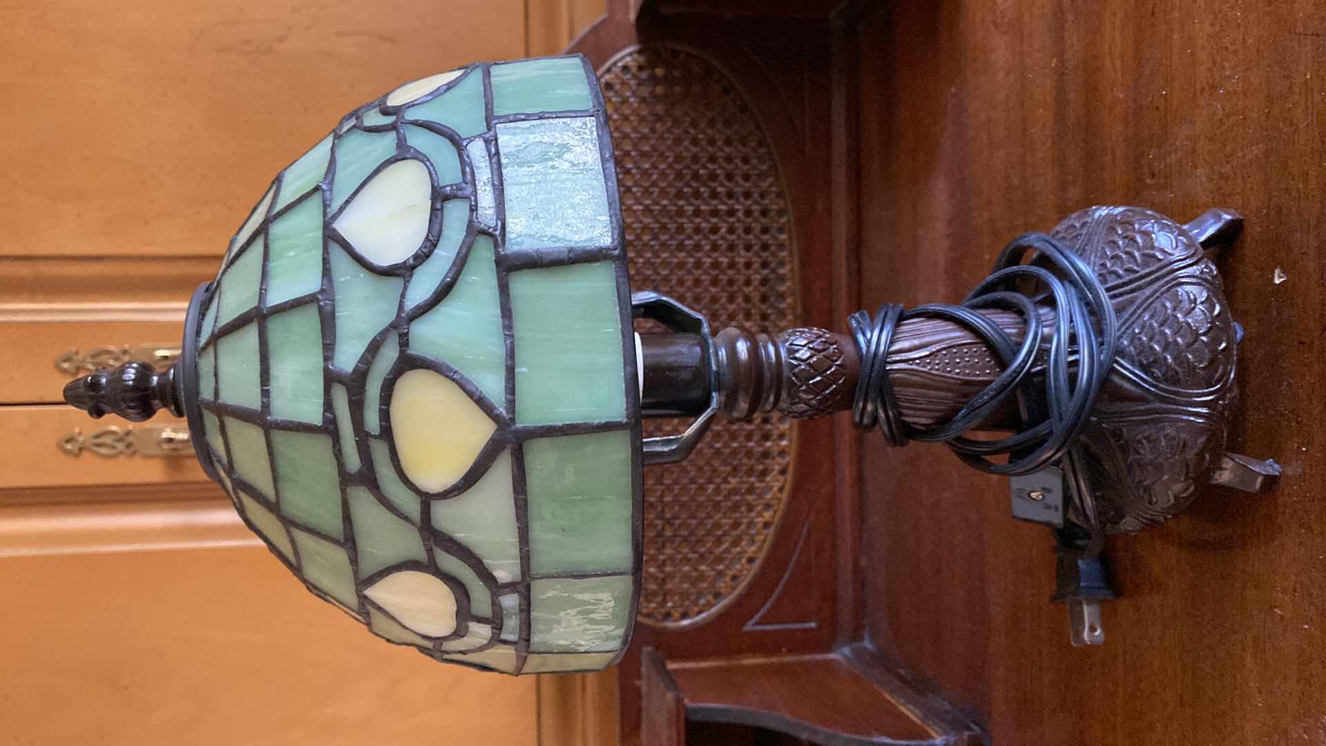 Photo 4 of TIFFANY STYLE DESK LAMP H14.5”
