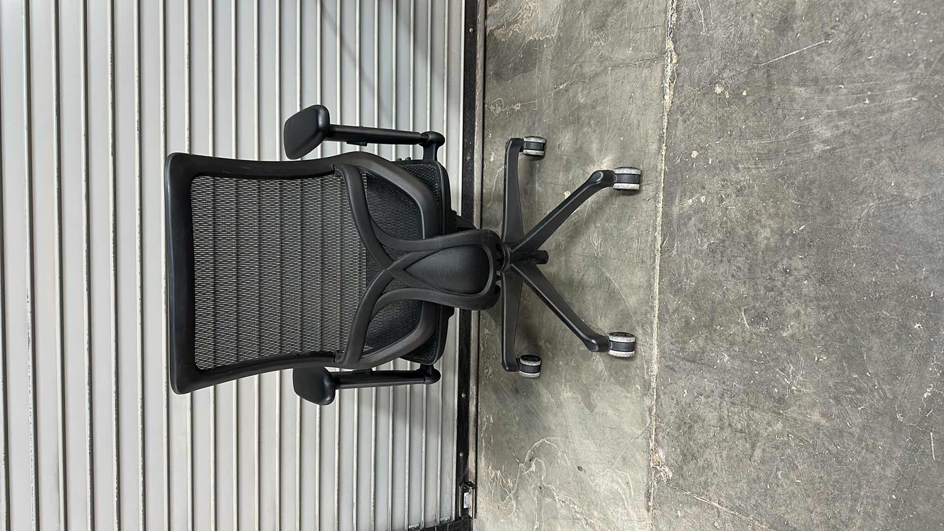 Photo 3 of EXECUTIVE ADJUSTABLE OFFICE CHAIR