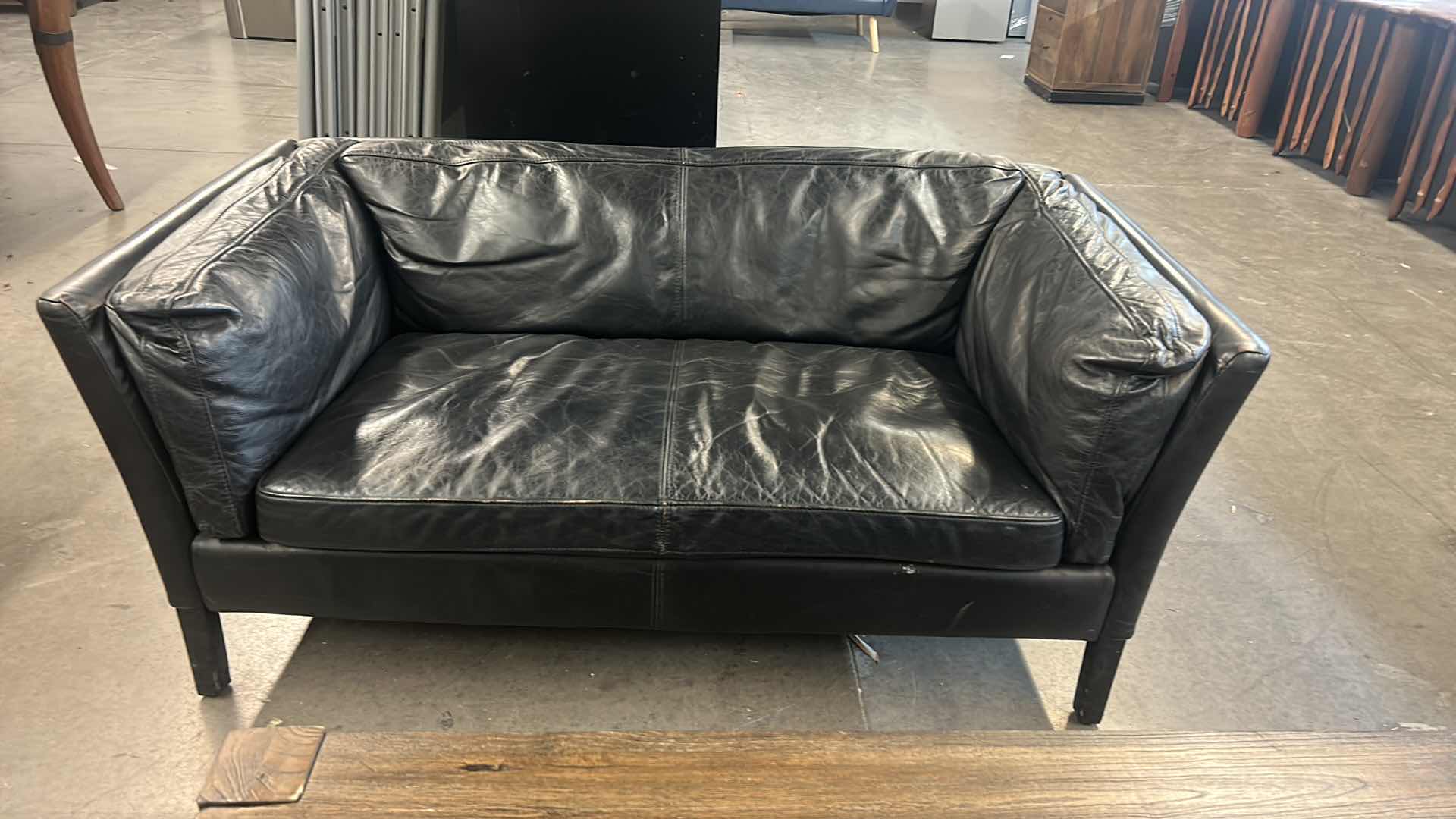 Photo 6 of BLACK LEATHER LOVESEAT