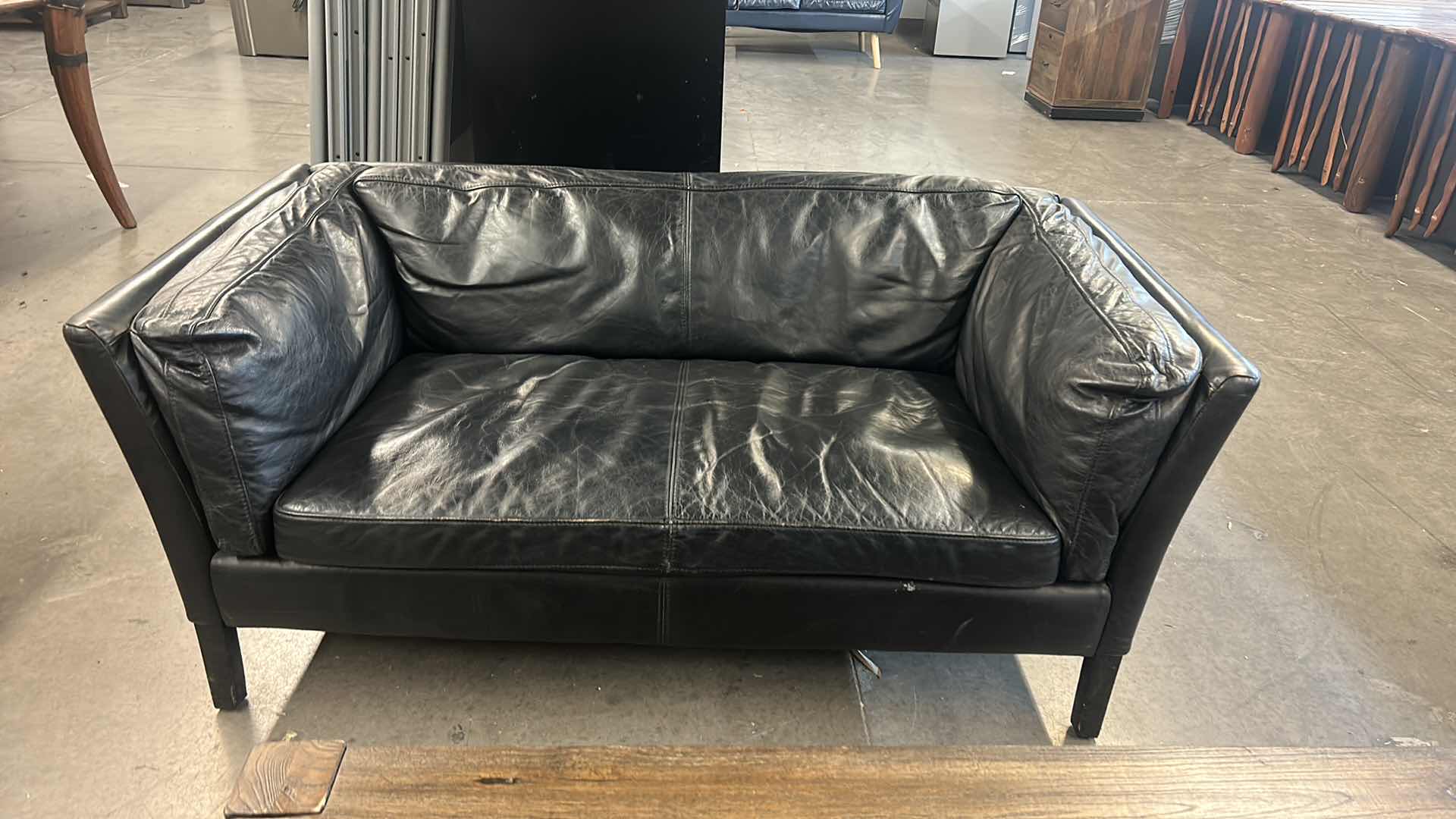 Photo 2 of BLACK LEATHER LOVESEAT