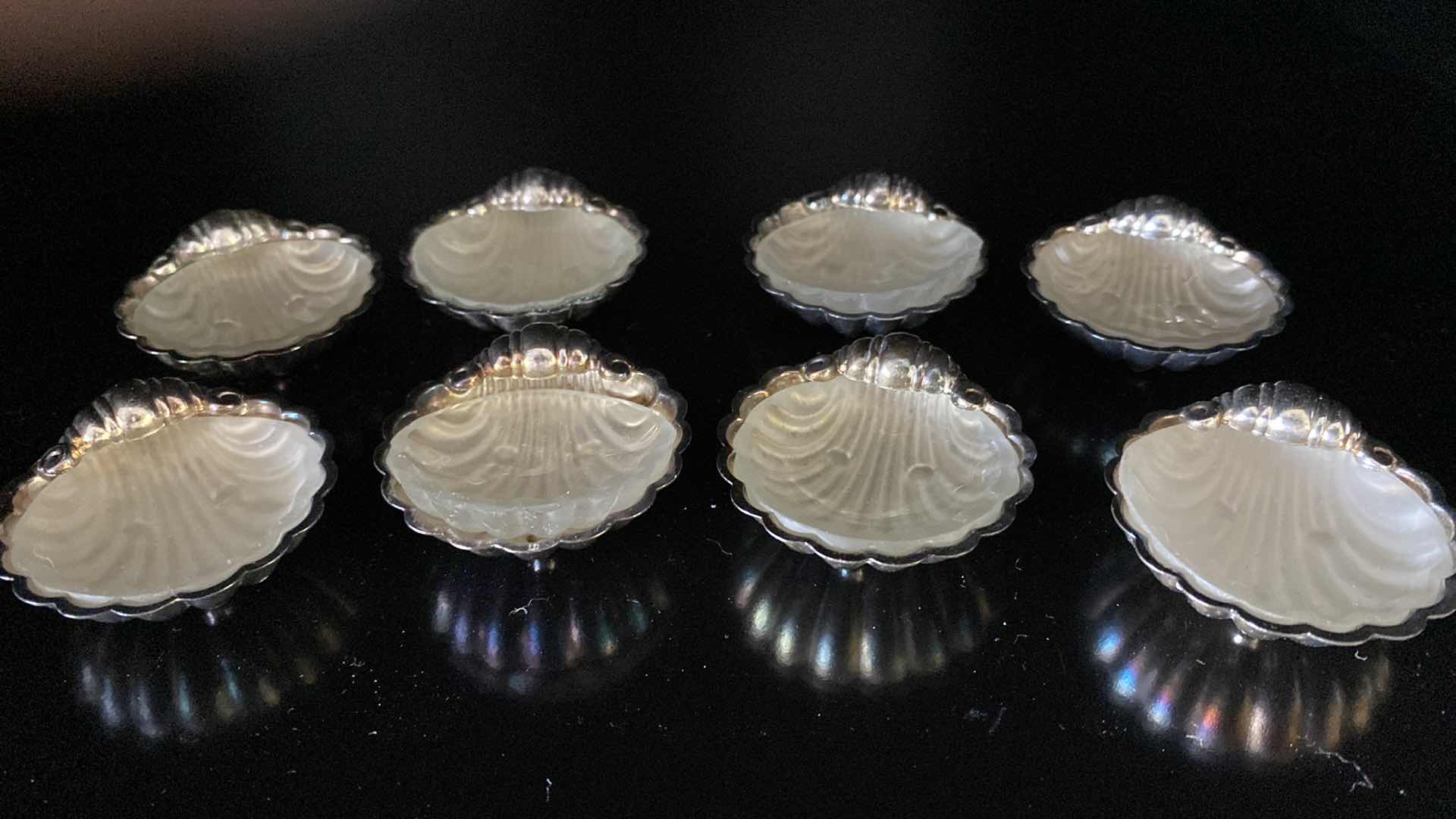 Photo 1 of VINTAGE SILVER PLATED MINI CLAM SHELLS 2”