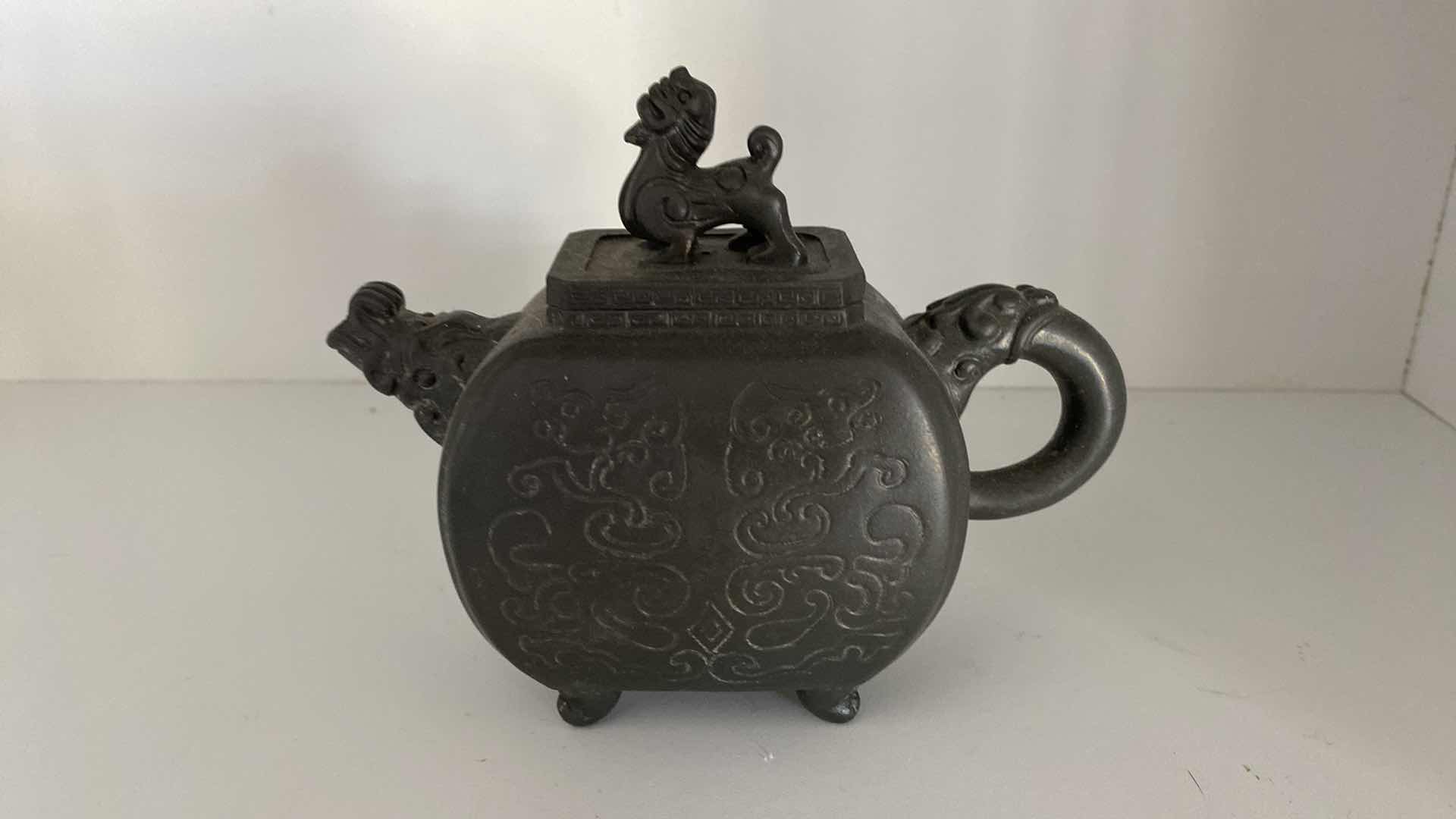 Photo 4 of VINTAGE CHINESE COLLECTIBLE CLAY TEA POT FOO DOG 6” x 4 3/4”