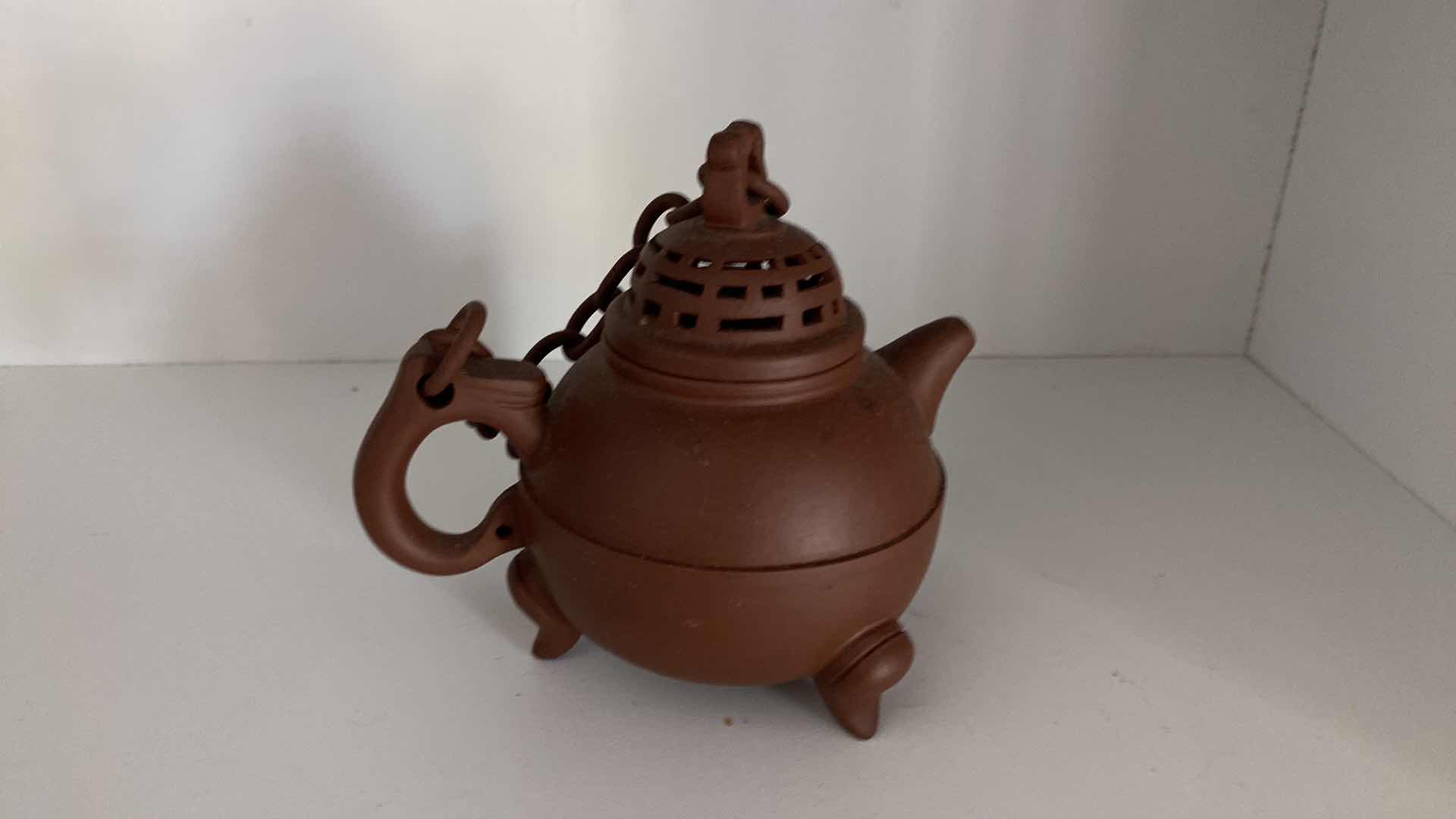 Photo 2 of VINTAGE CHINESE COLLECTIBLE CLAY TEA POT 5 3/4“ x 4 3/4“