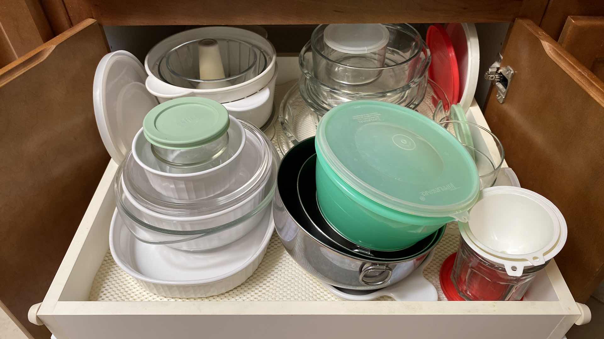 Photo 1 of CONTENTS OF CABINET 1 SHELF CORNINGWARE AND MORE