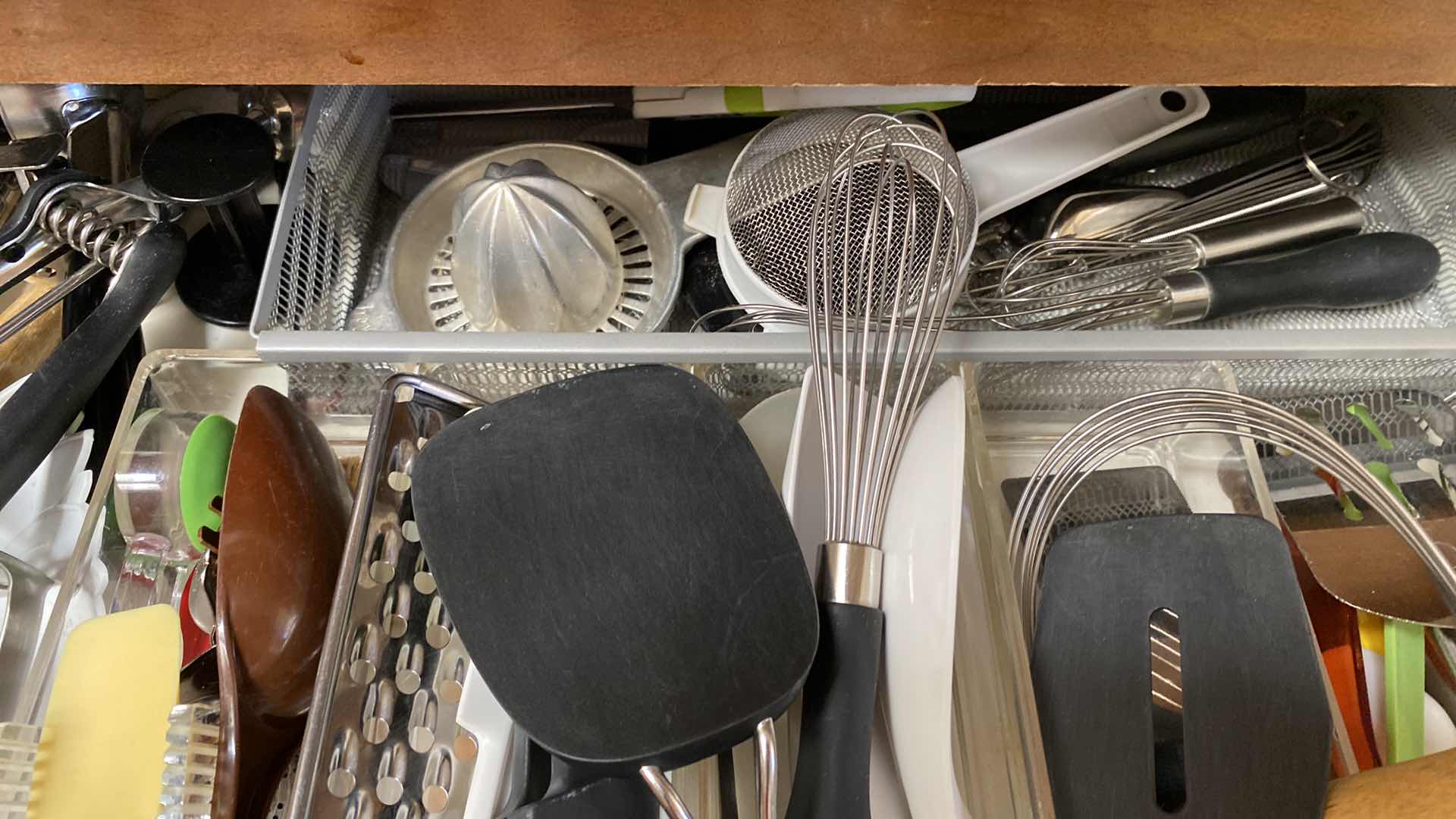 Photo 3 of CONTENTS OF CABINET 1 DRAWER COOKING UTENSILS