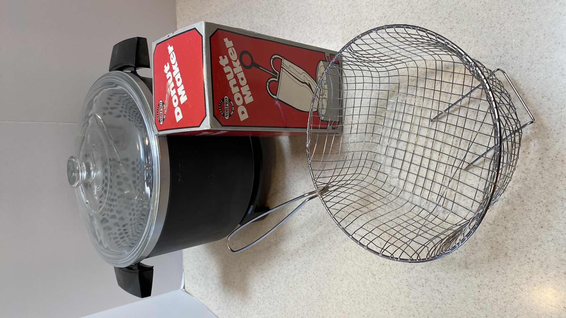 Photo 1 of DEEP FRYER DINUT MAKER AND EXTRA BASKET