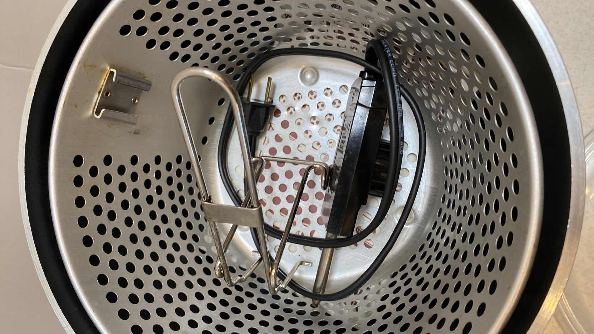 Photo 3 of DEEP FRYER DINUT MAKER AND EXTRA BASKET