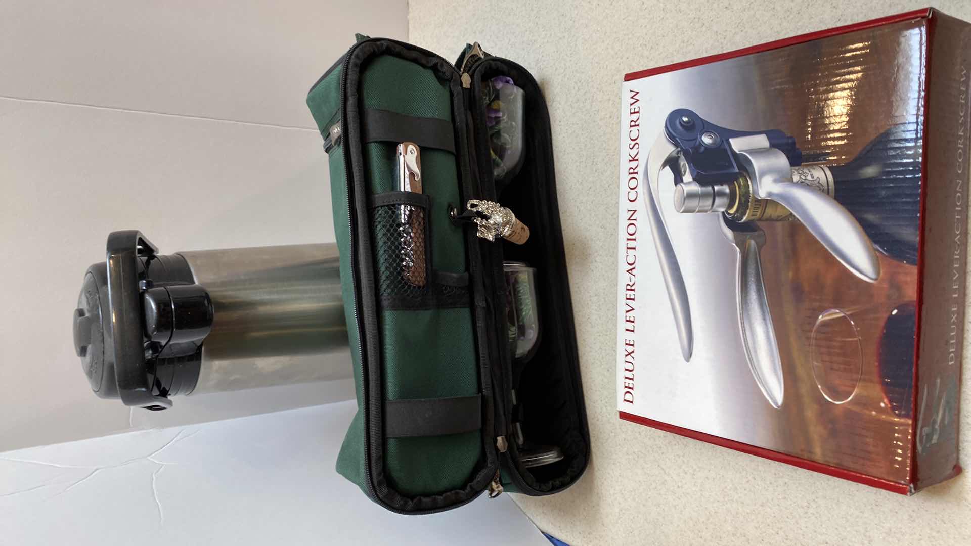 Photo 1 of AIRPOT WINE OPENER PLASTIC WINE SET IN CARRY BAG