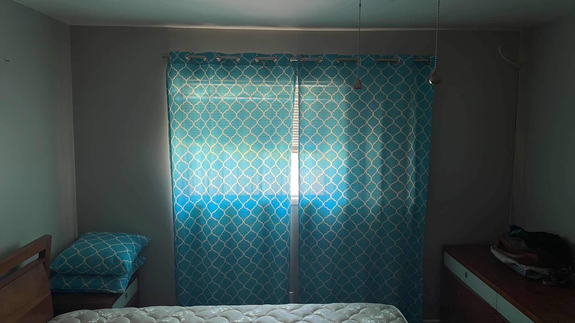 Photo 6 of CURTAINS 50”x 70” AND DECORATIVE PILLOWS 20”x 20”