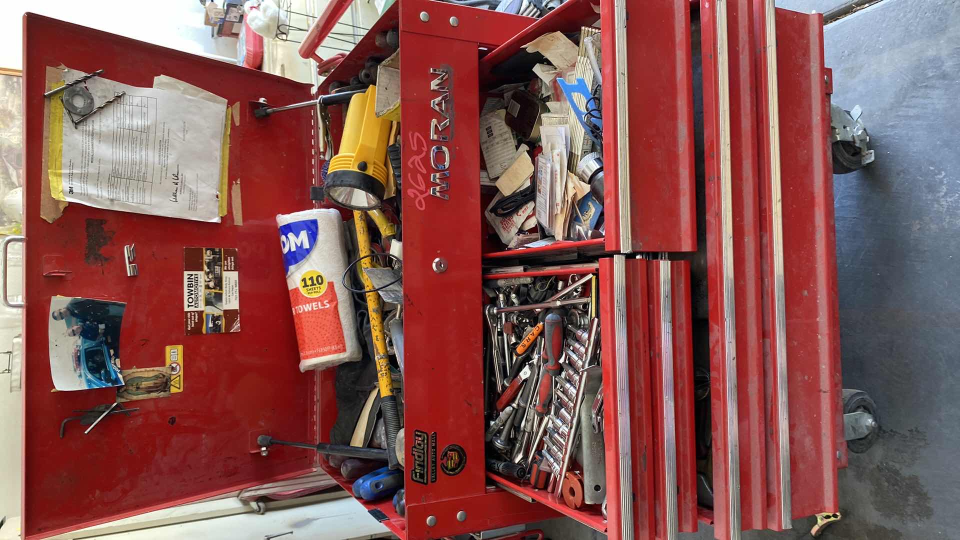 Photo 15 of US GENERAL ROLLING TOOL CART WITH AUTO REPAIR TOOLS