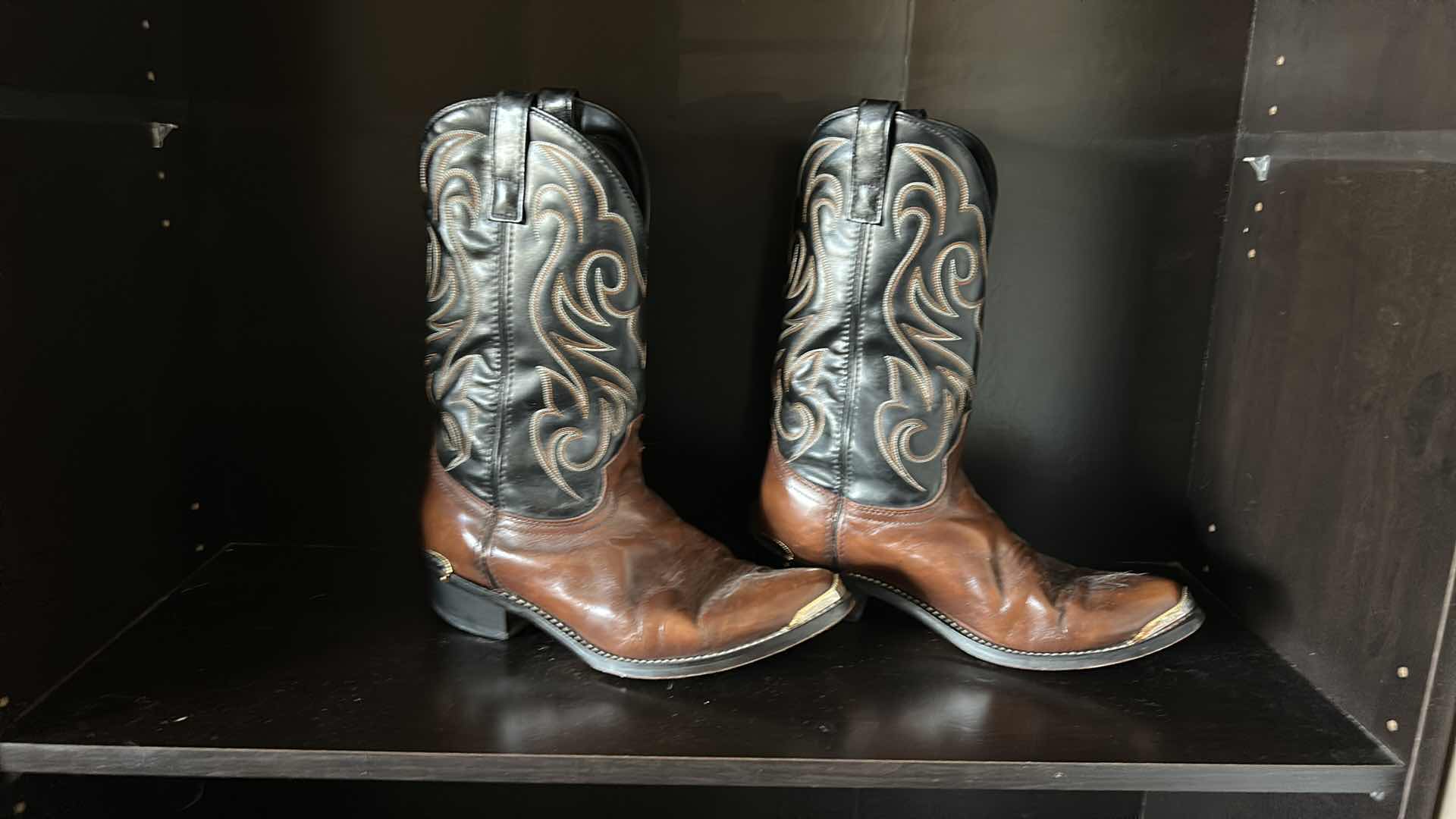 Photo 2 of LOREDO MENS LEATHER COWBOY BOOTS 10D