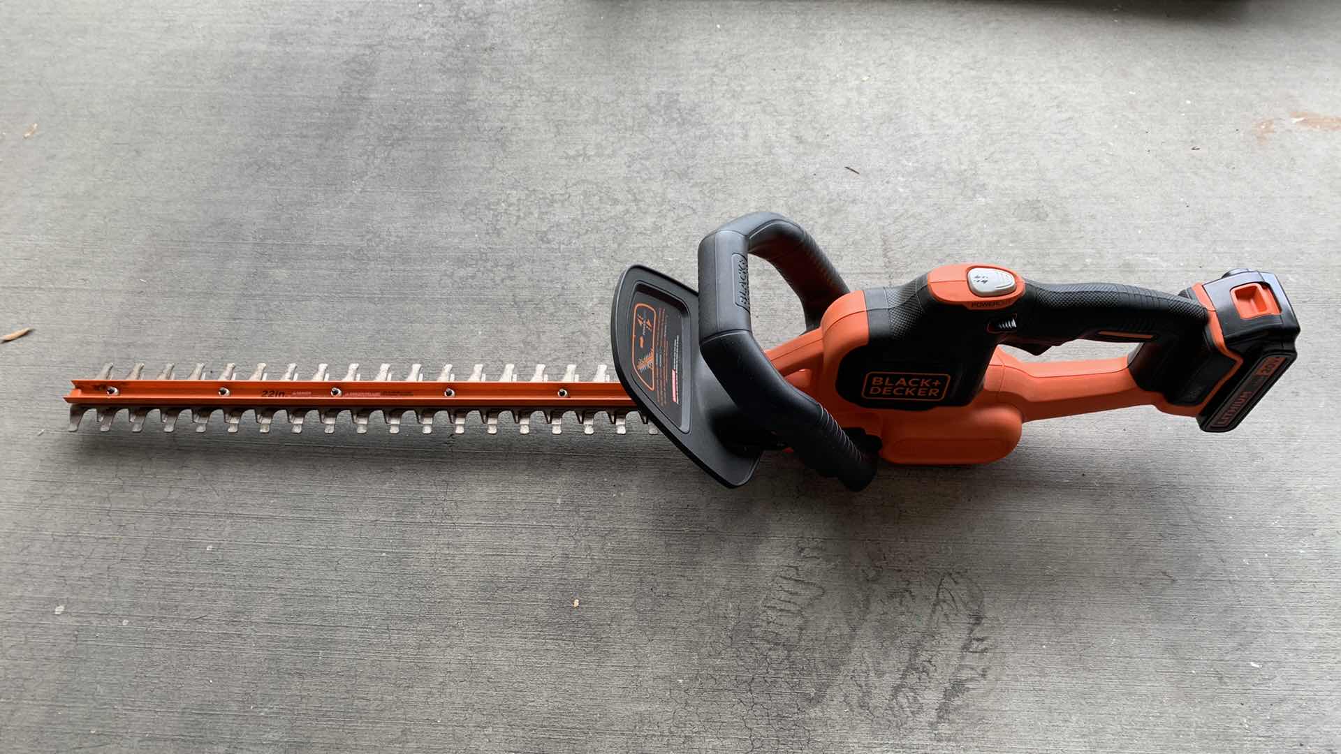 Photo 1 of BLACK AND DECKER 22” ELECTRIC TRIMMER WITH 20 MAX VOLT LITHIUM BATTERY