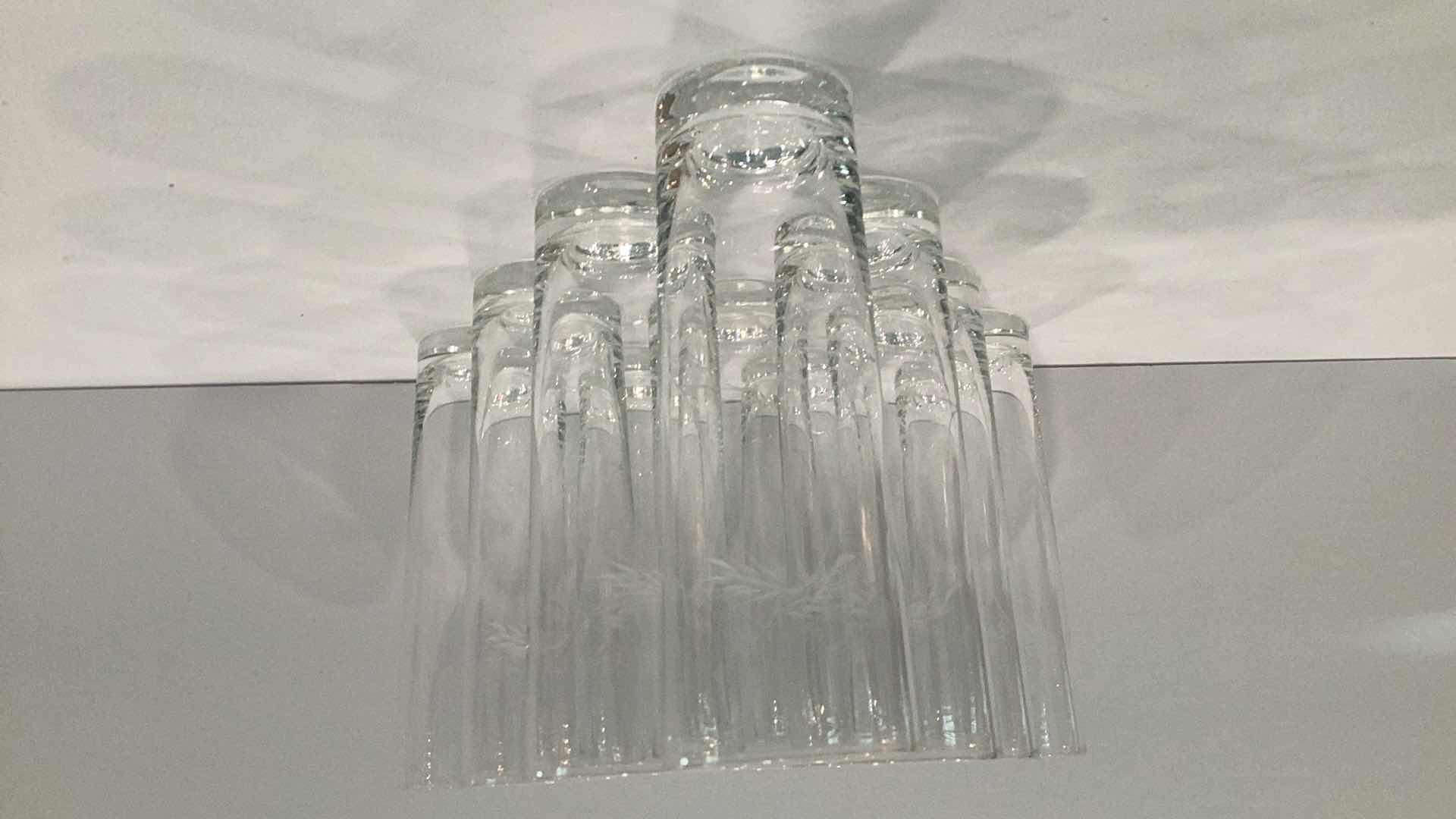 Photo 3 of VINTAGE  ETCHED GLASS HAND BLOWN TALL LONG ISLAND TEA GLASSES SET OF 10-MORE OF THIS COLLECTION IN AUCTION