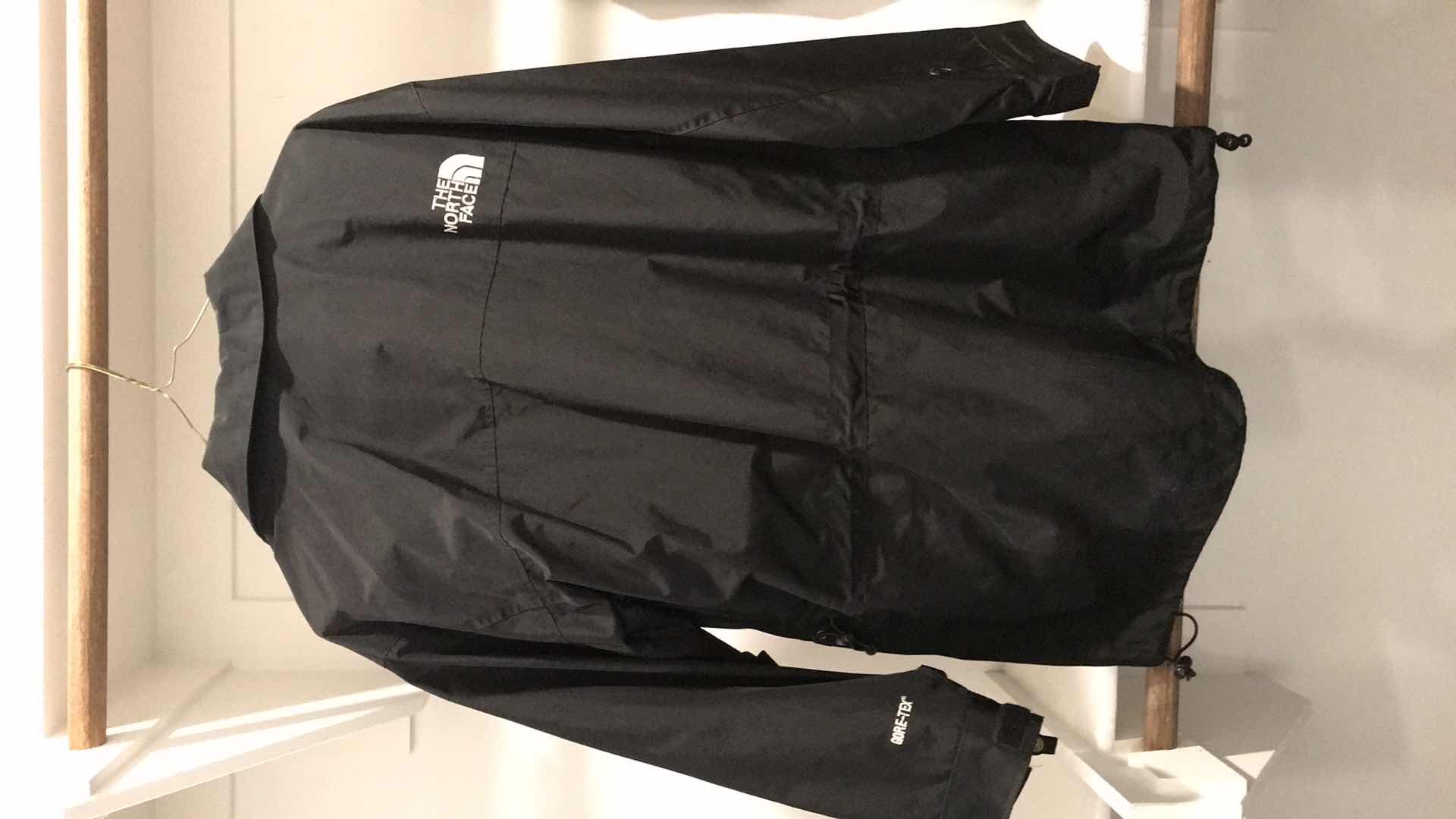 Photo 4 of NORTH FACE GORE TEX JACKET SIZE M