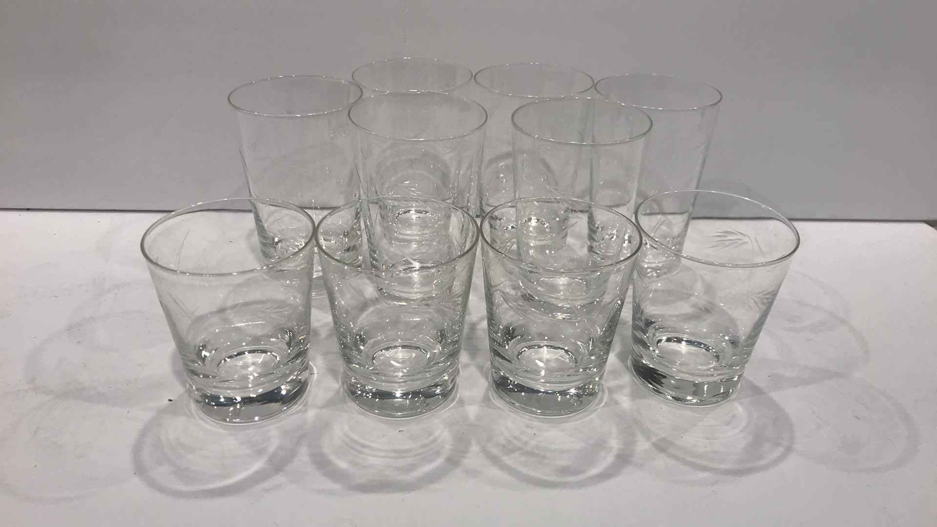 Photo 1 of VINTAGE ETCHED GLASS HAND BLOWN GLASSES - MORE OF THIS COLLECTION IN AUCTION 