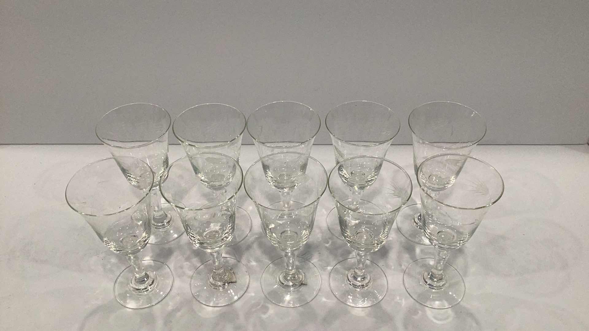 Photo 2 of VINTAGE ETCHED GLASS HAND BLOWN  DESERT WINE GLASSES SET OF 10 - MORE OF THIS COLLECTION IN AUCTION 