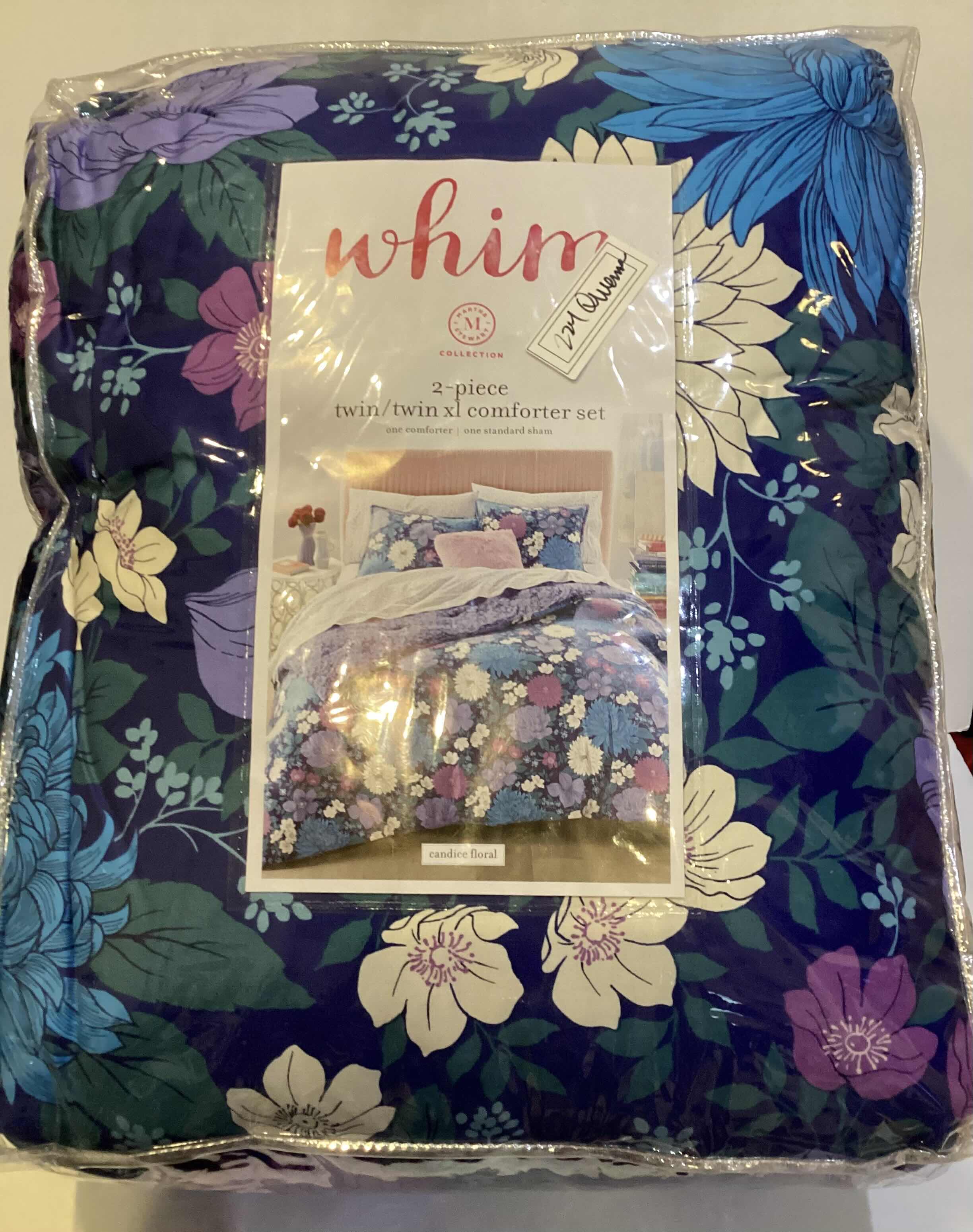 Photo 1 of NIB WHIM FLORAL TWIN COMFORTER SET