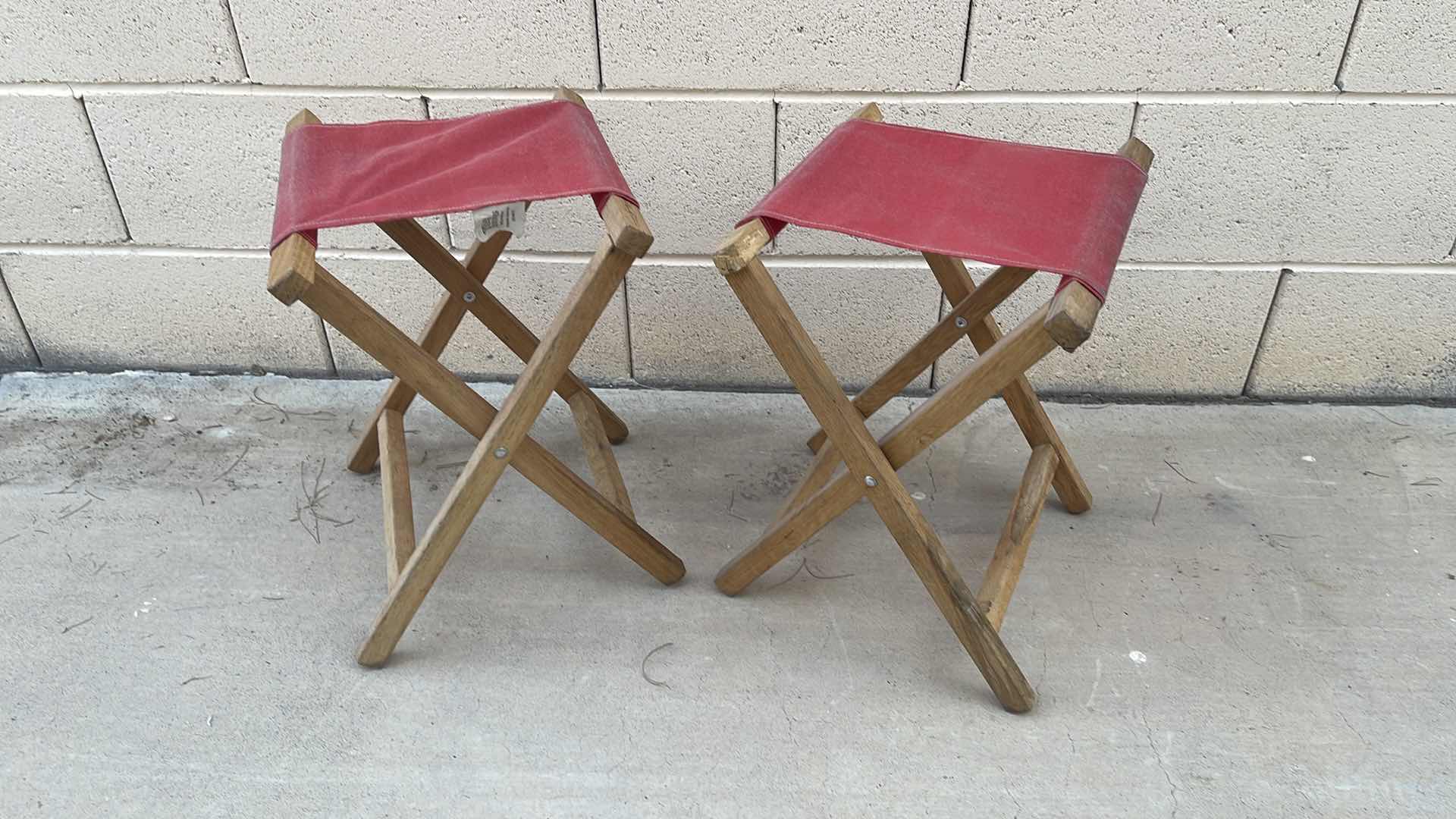 Photo 1 of TRACE INDUSTRIES FOLDING CHAIRS