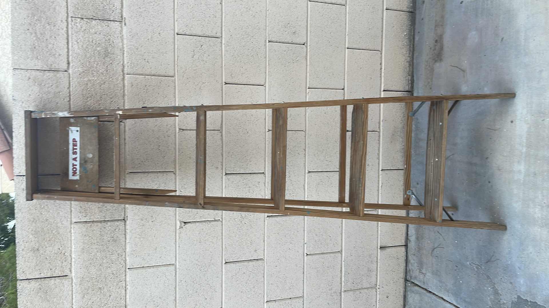 Photo 1 of WERNER 6 Ft LADDER