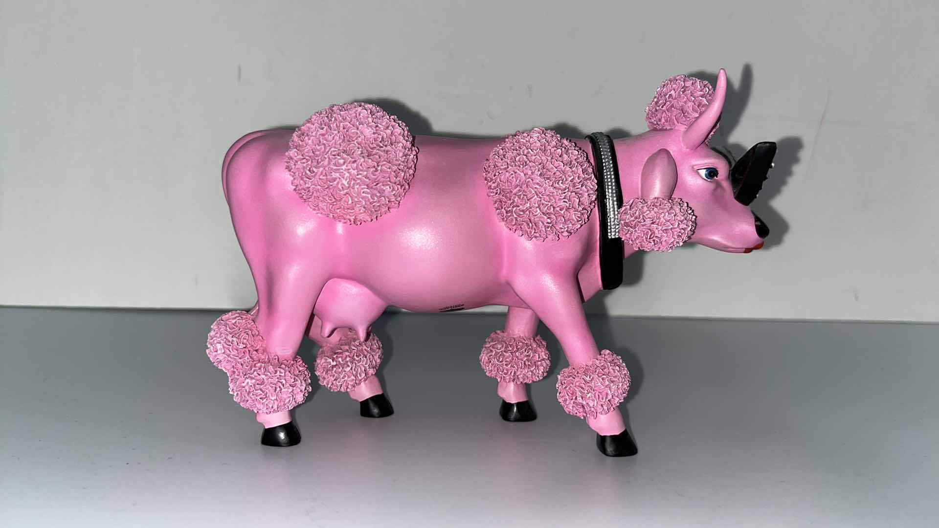 Photo 2 of WESTLAND GIFTWARE COW PARADE FRENCH MOODLE FIGURINE 2002 (9146)