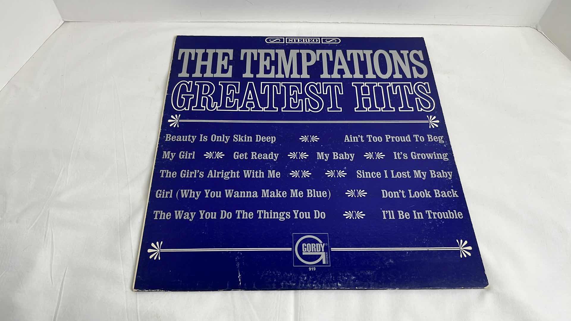 Photo 2 of THE TEMPTATIONS GREATEST HITS 1966 & WINGS OF LOVE 1976 VINYL ALBUMS