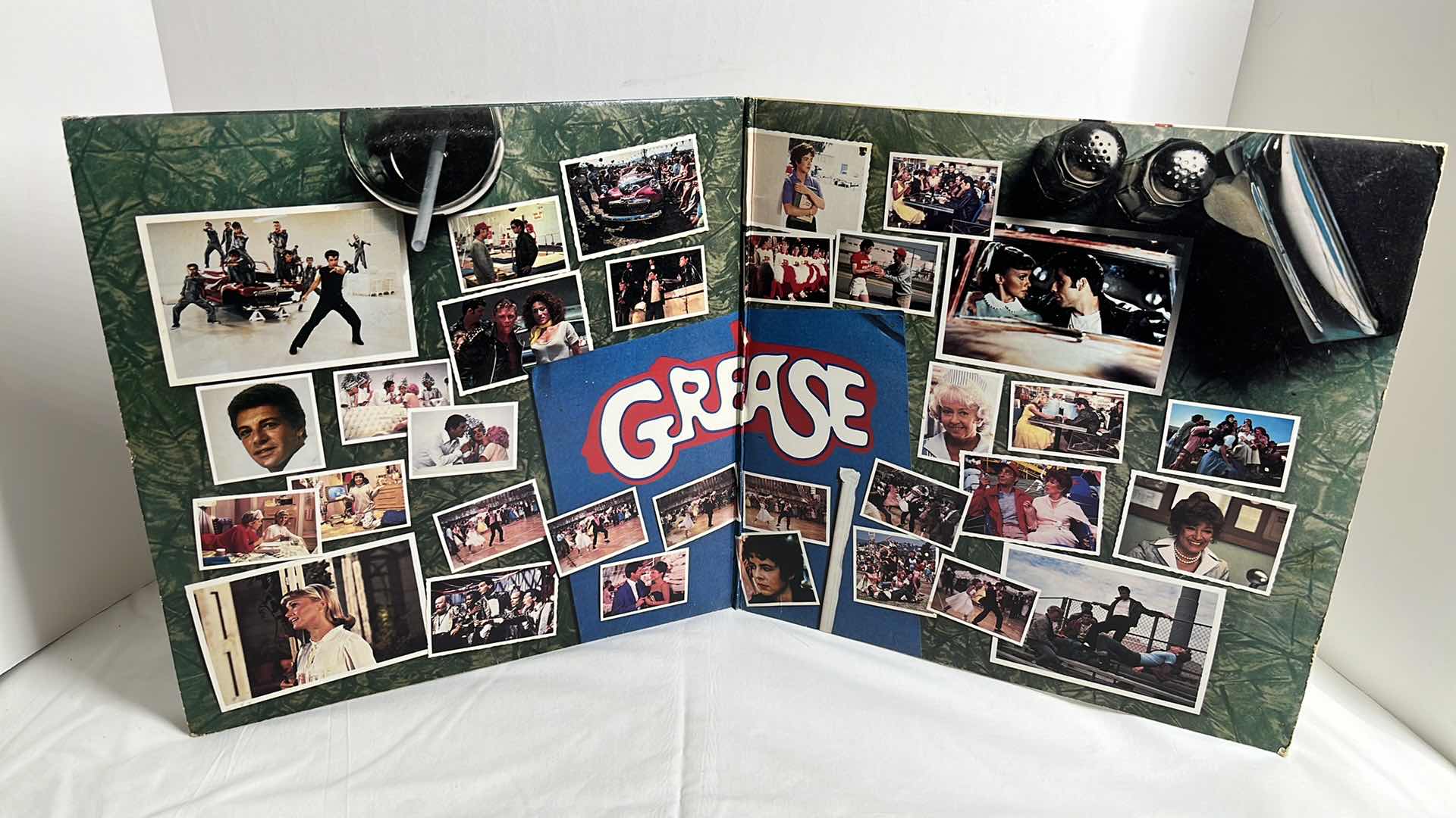 Photo 2 of GREASE THE ORIGINAL SOUNDTRACK 1978 VINYL ALBUM 