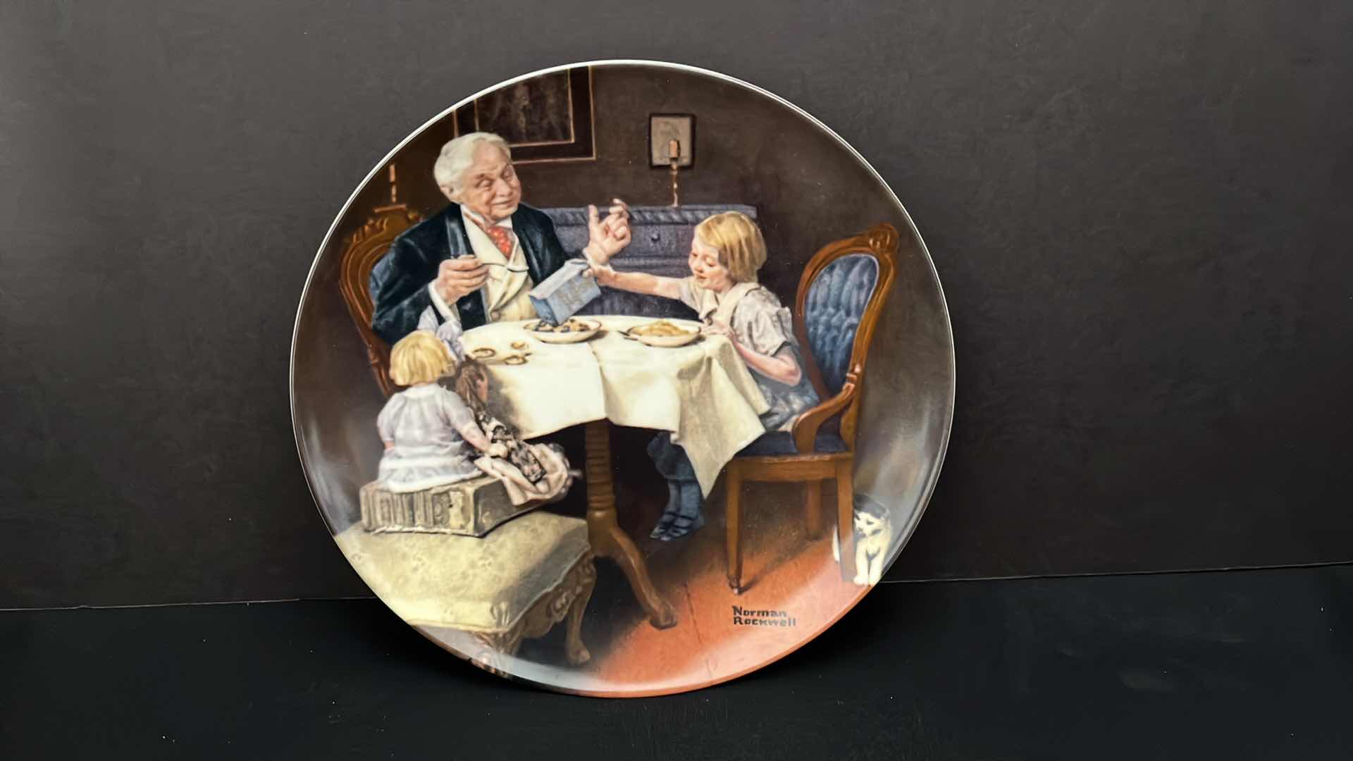 Photo 1 of EDWIN M KNOWLES CHINA CO. NORMAN ROCKWELL PLATE THE GOURMET W COA 8.5”