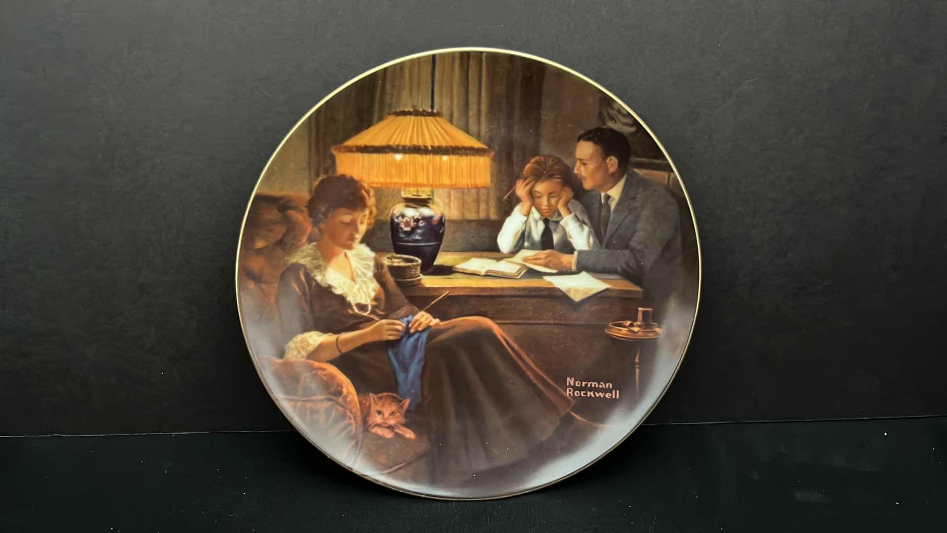 Photo 1 of EDWIN M KNOWLES CHINA CO. NORMAN ROCKWELL PLATE FATHER’S HELP W COA 8.5”