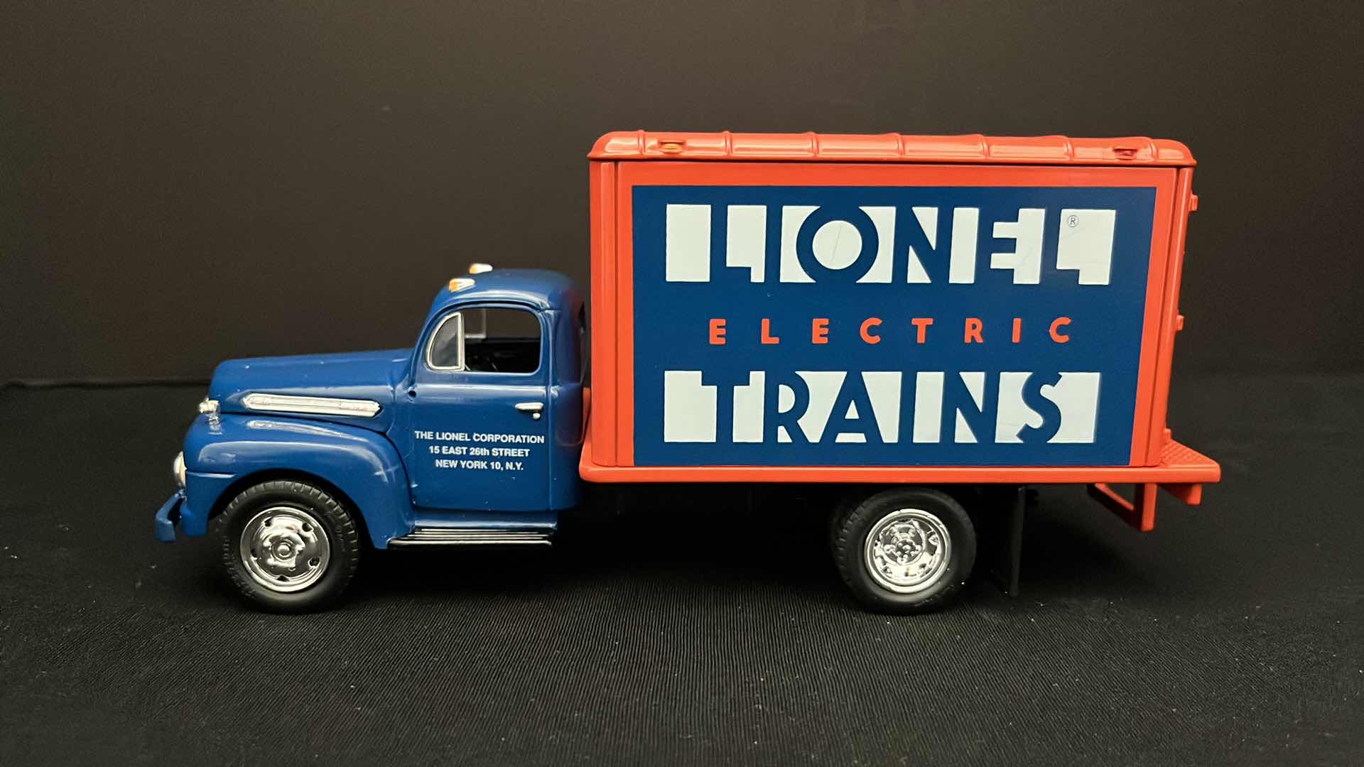 Photo 1 of FIRST GEAR INC, EASTWOOD AUTOMOBILIA TRANSPORTATION COLLECTIBLES LIONEL ELECTRIC TRAINS 1951 FORD F-6 STOCK NO 19-0104