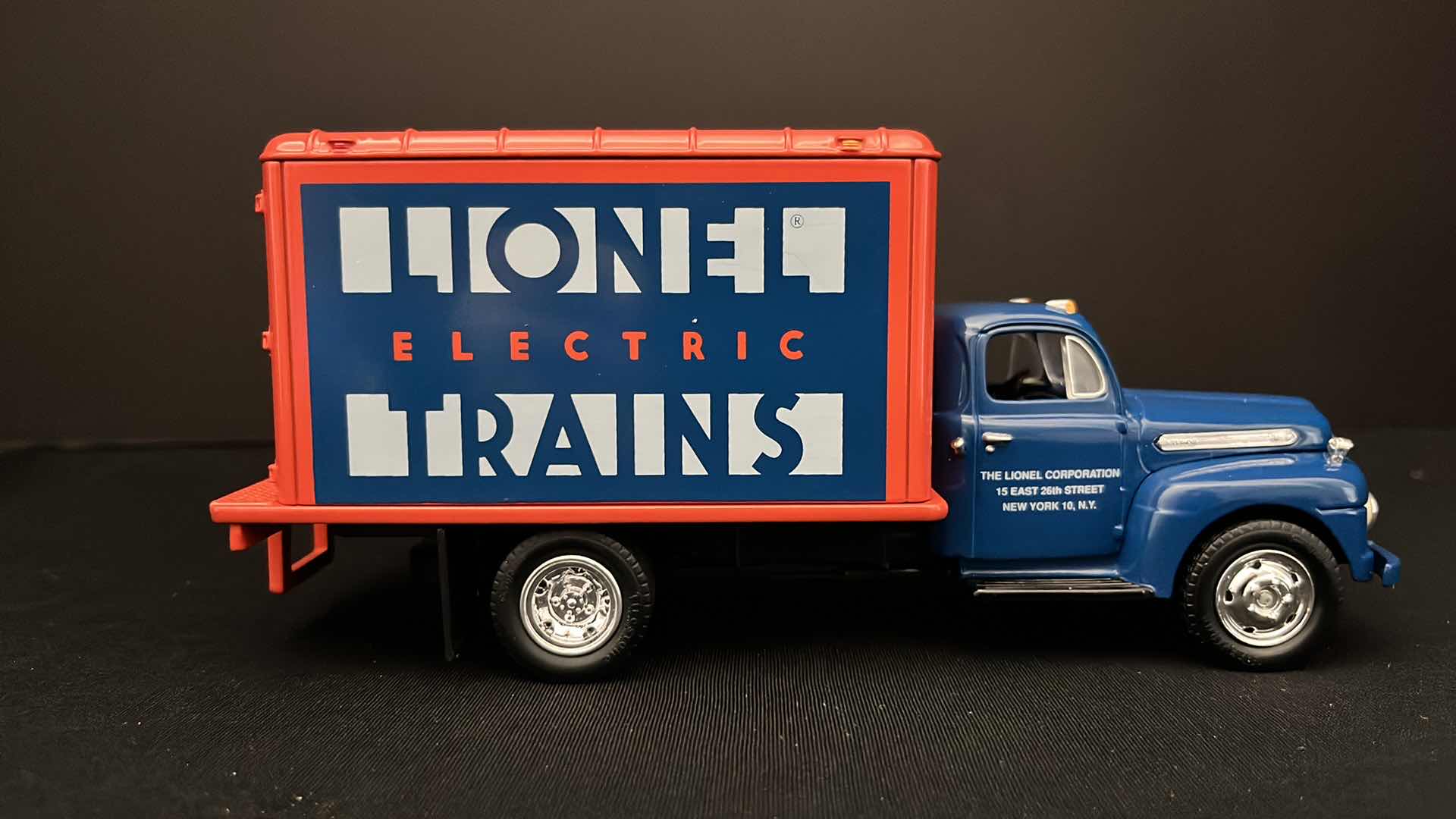 Photo 3 of FIRST GEAR INC, EASTWOOD AUTOMOBILIA TRANSPORTATION COLLECTIBLES LIONEL ELECTRIC TRAINS 1951 FORD F-6 STOCK NO 19-0104