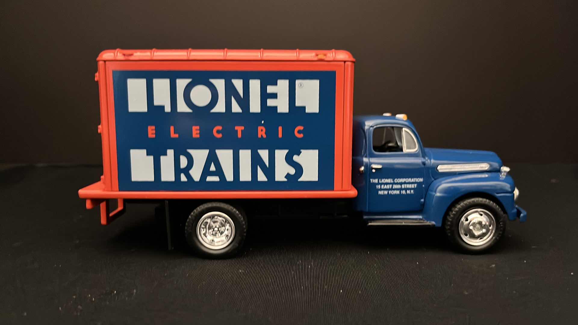 Photo 3 of FIRST GEAR INC, EASTWOOD AUTOMOBILIA TRANSPORTATION COLLECTIBLES LIONEL ELECTRIC TRAINS 1951 FORD F-6 STOCK NO 19-0104