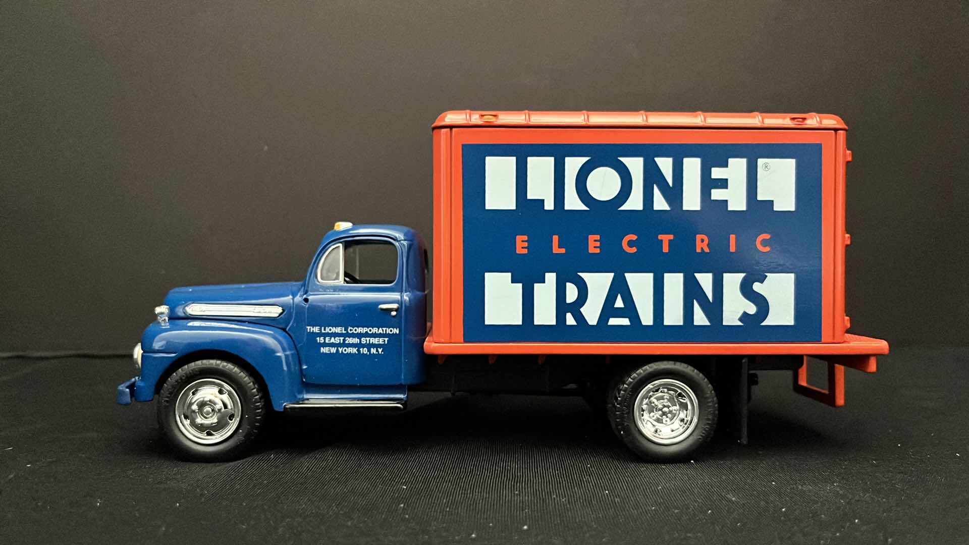 Photo 1 of FIRST GEAR INC, EASTWOOD AUTOMOBILIA TRANSPORTATION COLLECTIBLES LIONEL ELECTRIC TRAINS 1951 FORD F-6 STOCK NO 19-0104
