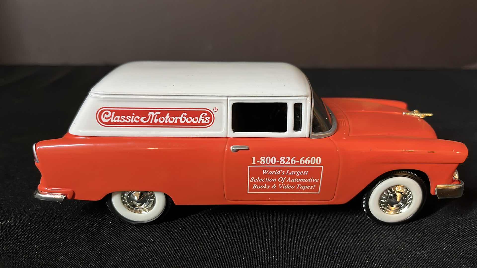 Photo 4 of VINTAGE LIBERTY CLASSICS DIE-CAST METAL 1955 CHEVROLET DELIVERY LOCKABLE COIN BANK W KEY, 1994 (STOCK #50032)