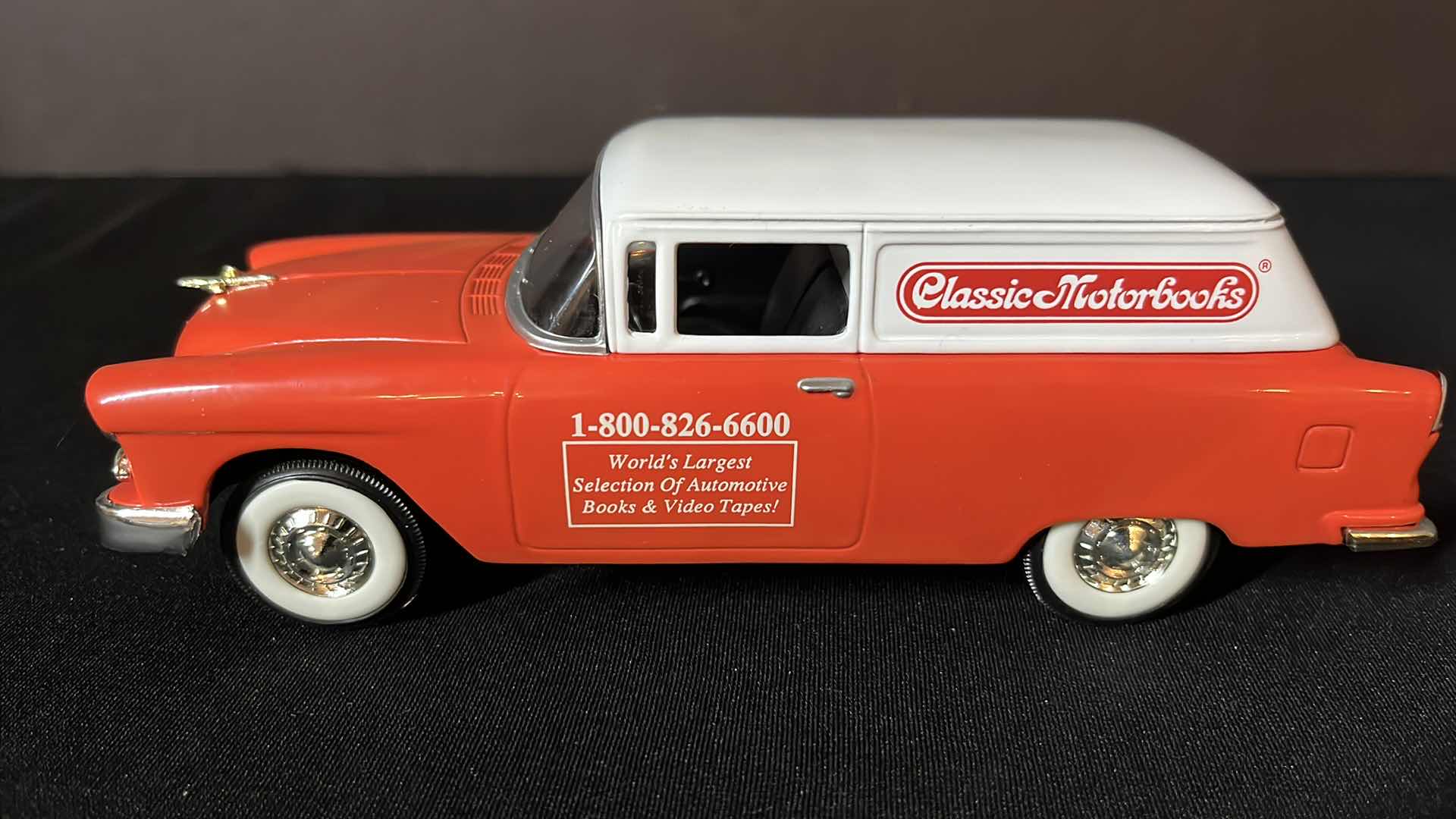 Photo 2 of VINTAGE LIBERTY CLASSICS DIE-CAST METAL 1955 CHEVROLET DELIVERY LOCKABLE COIN BANK W KEY, 1994 (STOCK #50032)