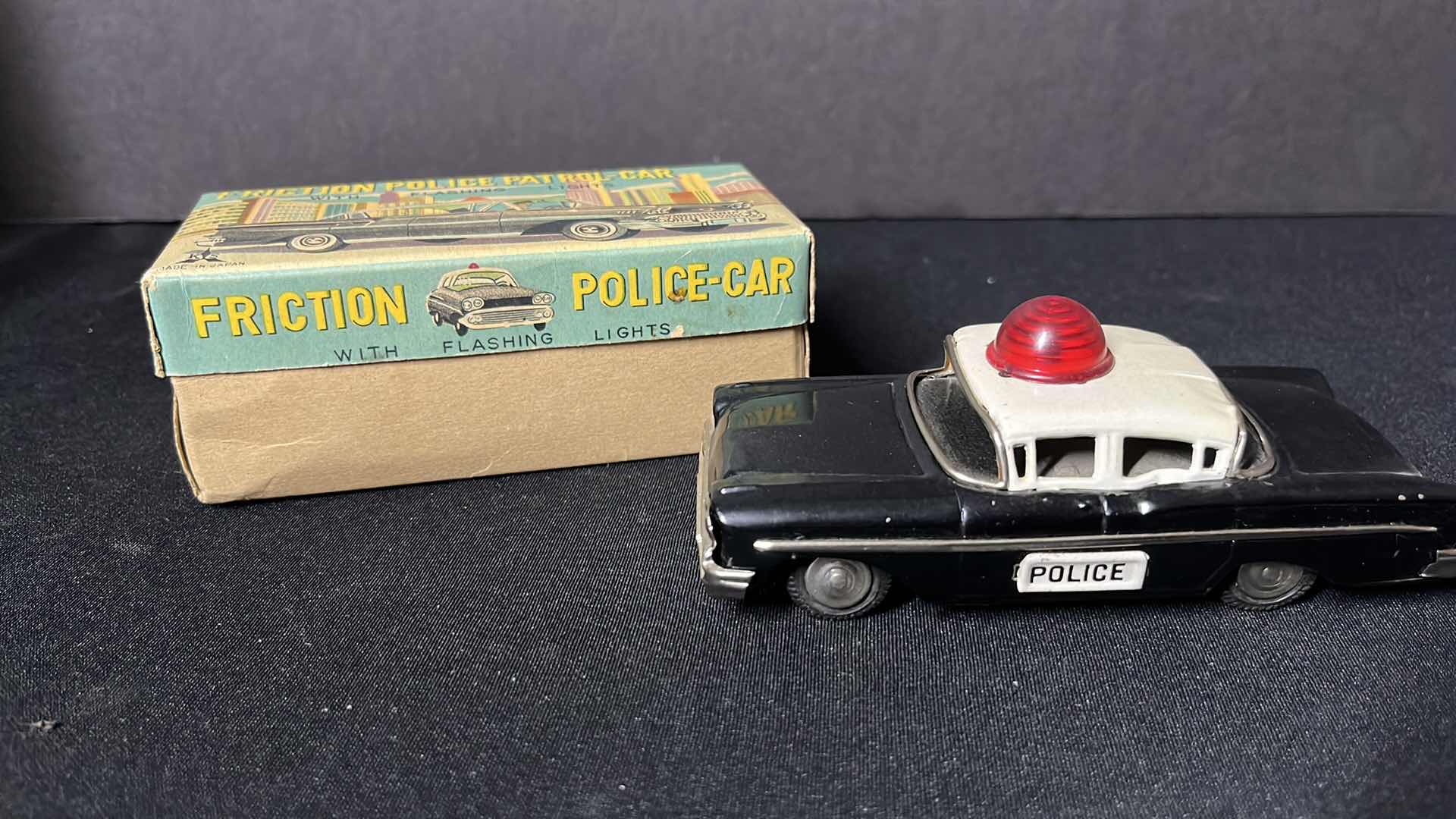 Photo 1 of KS FRICTION POLICE PATROL-CAR W FLASHING LIGHTS, MADE IN JAPAN