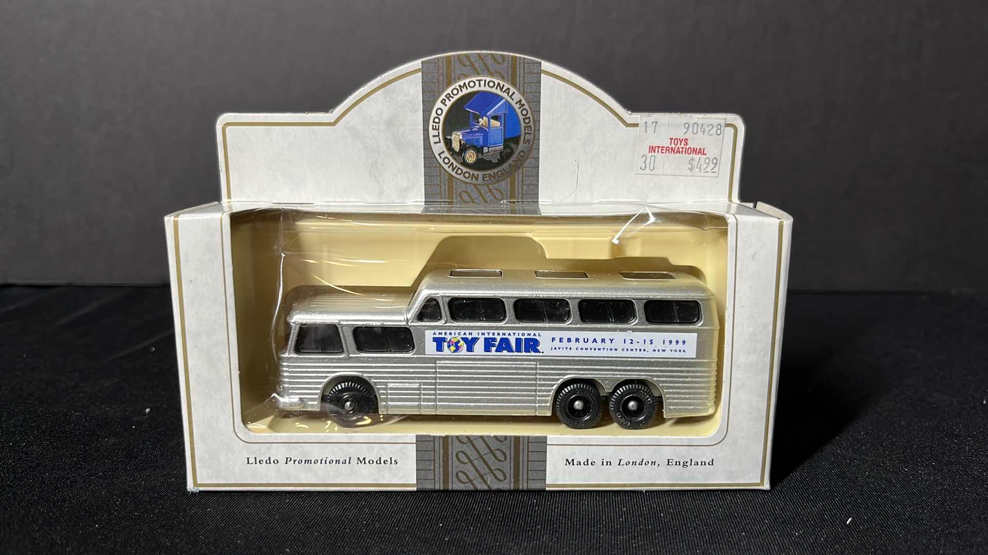 Photo 1 of LLEDO DAYS GONE SCENIC CRUISER BUS AMERICAN INTERNATIONAL TOY FAIR NEW YORK 1999